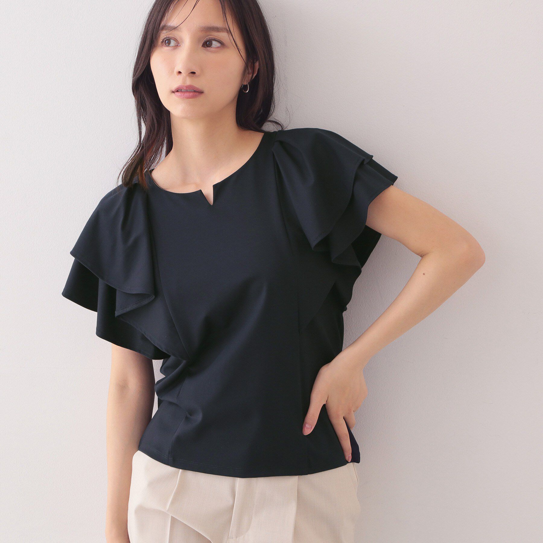 index「【接触冷感】ダブルフレアキーネックトップス《UVケア／洗濯機OK》」|Tシャツ・カットソー|