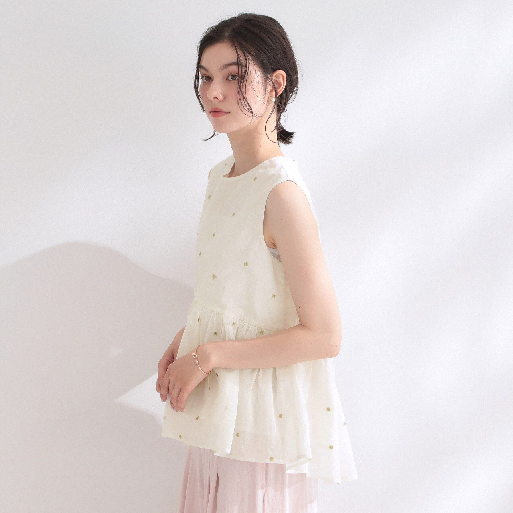 OPAQUE.CLIP「ラメドット刺繍ペプラムブラウス【洗える】」|シャツ・ブラウス|