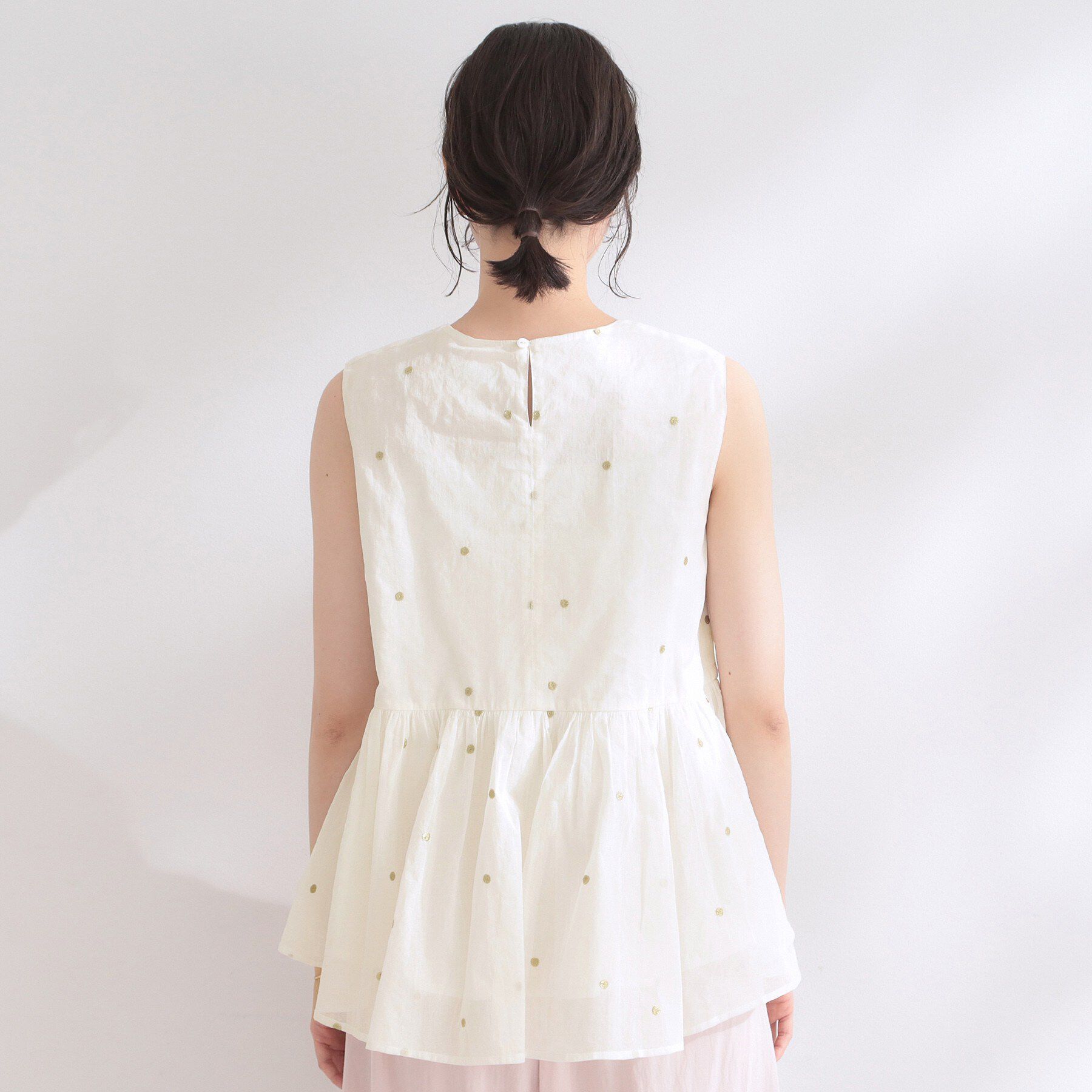 OPAQUE.CLIP「ラメドット刺繍ペプラムブラウス【洗える】」|シャツ・ブラウス|