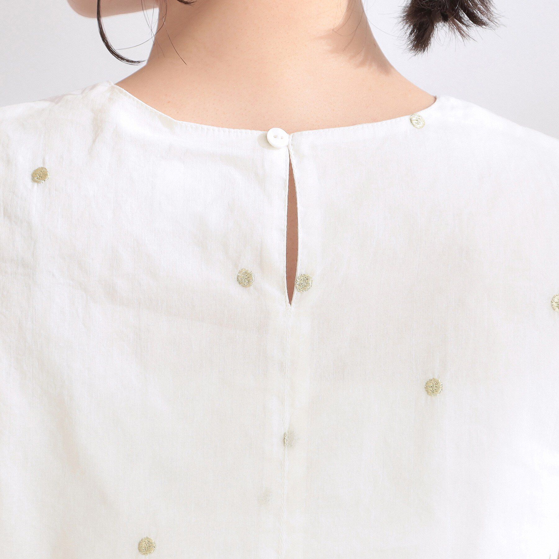OPAQUE.CLIP「ラメドット刺繍ペプラムブラウス【洗える】」|シャツ・ブラウス|