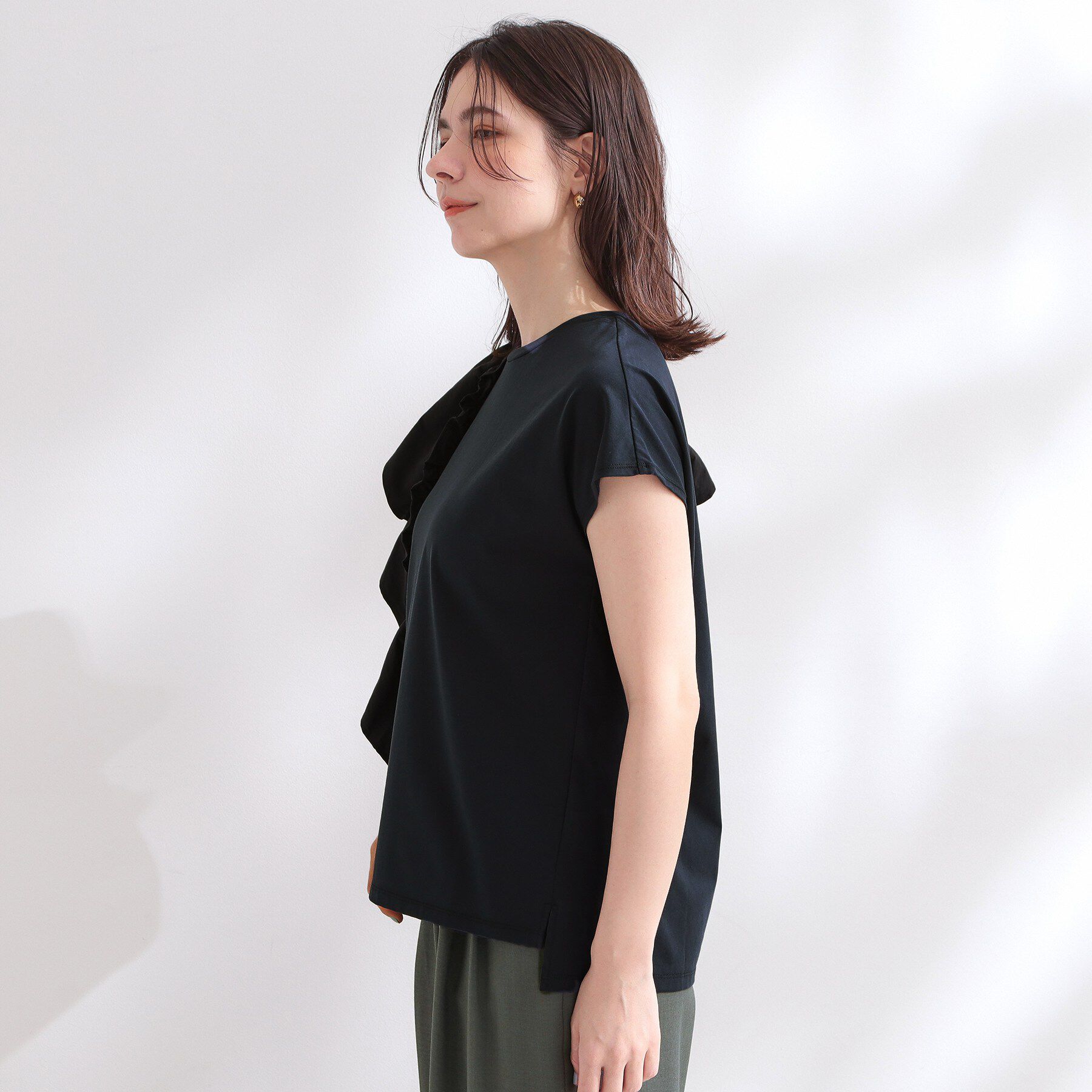 OPAQUE.CLIP「【UVケア／接触冷感】アシメフリルドッキングカットソー《洗濯機OK》」|Tシャツ・カットソー|