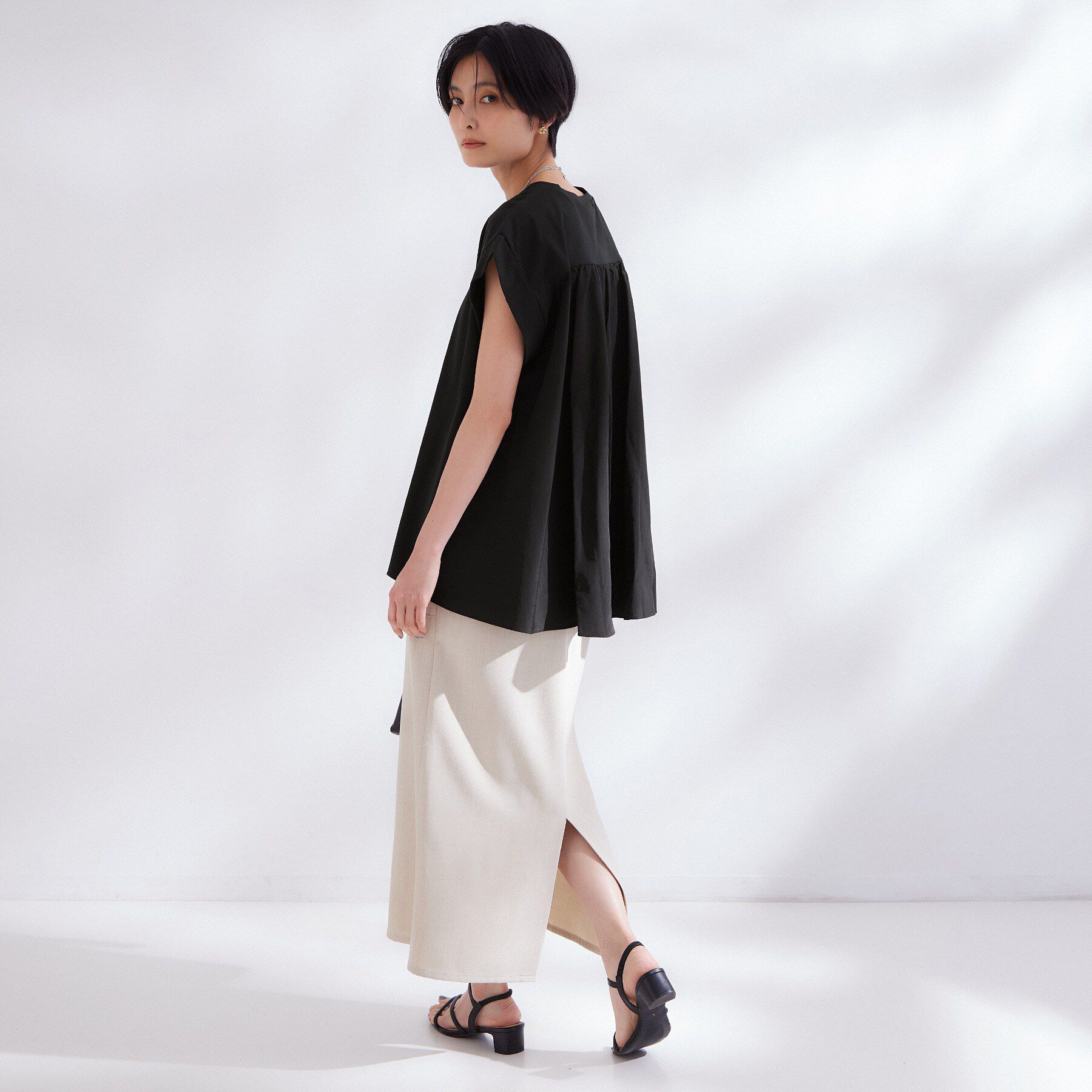 OPAQUE.CLIP「【接触冷感】バックフレアドッキングカットソー《洗濯機OK》」|Tシャツ・カットソー|