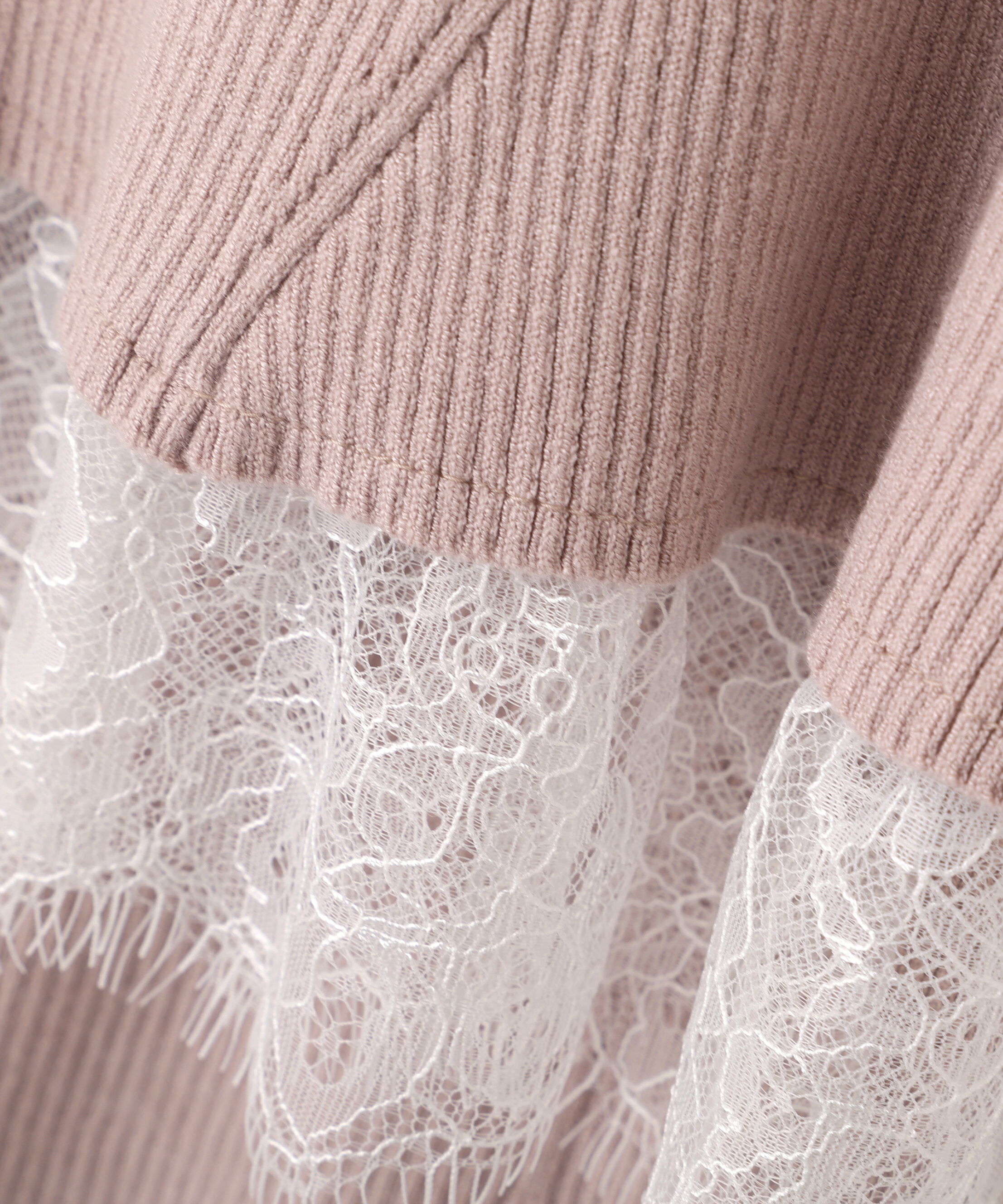 PROPORTION BODY DRESSING「レース付きペプラムニットセット 26SS」|ワンピース|