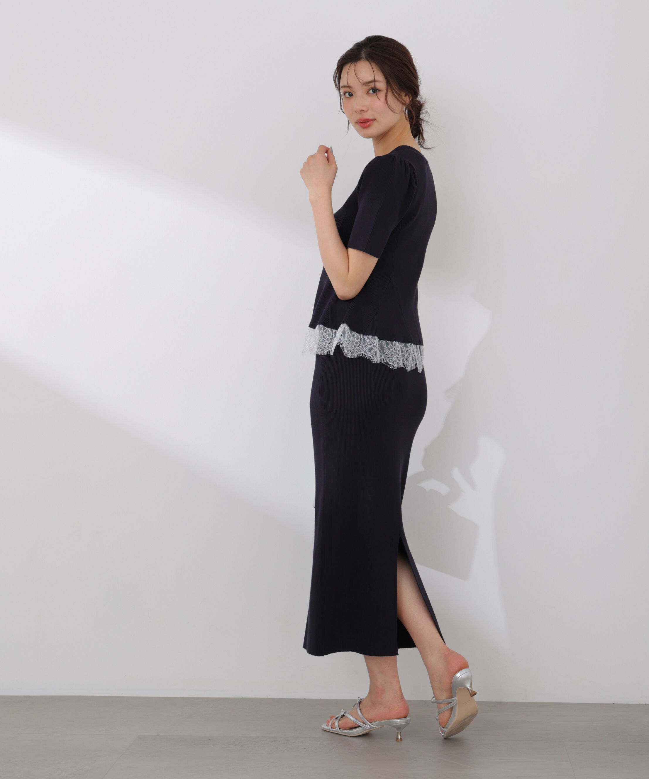 PROPORTION BODY DRESSING「レース付きペプラムニットセット 26SS」|ワンピース|
