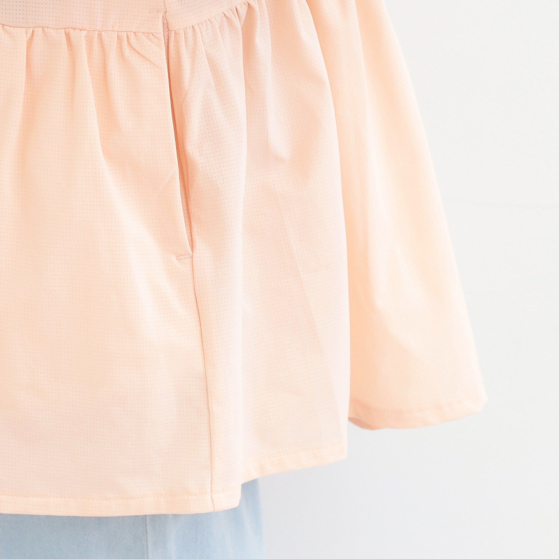 SHOO･LA･RUE「【ひんやり/S-LL/体型カバー】日焼け対策にも女性らしさを UVカットペプラムパーカ」|ブルゾン・スタジャン|