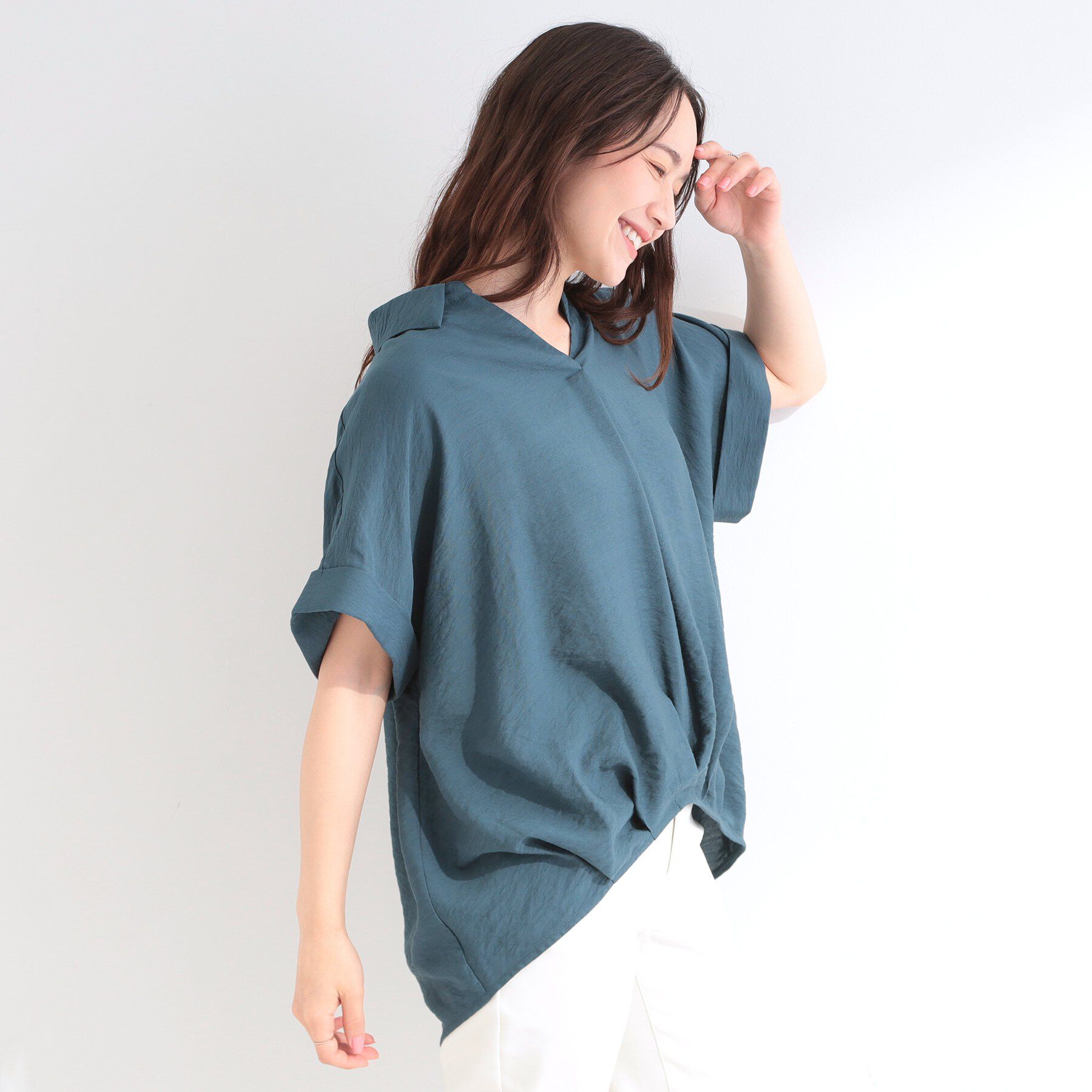 SHOO･LA･RUE「【ひんやり/S-LL/洗濯機可】インせず着られる 裾タック スキッパーシャツ」|シャツ・ブラウス|