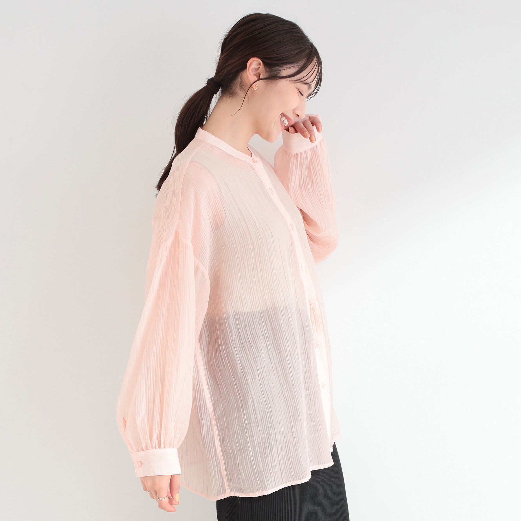 SHOO･LA･RUE「【S-LL】大人のシアー感 風合い楽しむバンドカラーシャツ」|シャツ・ブラウス|