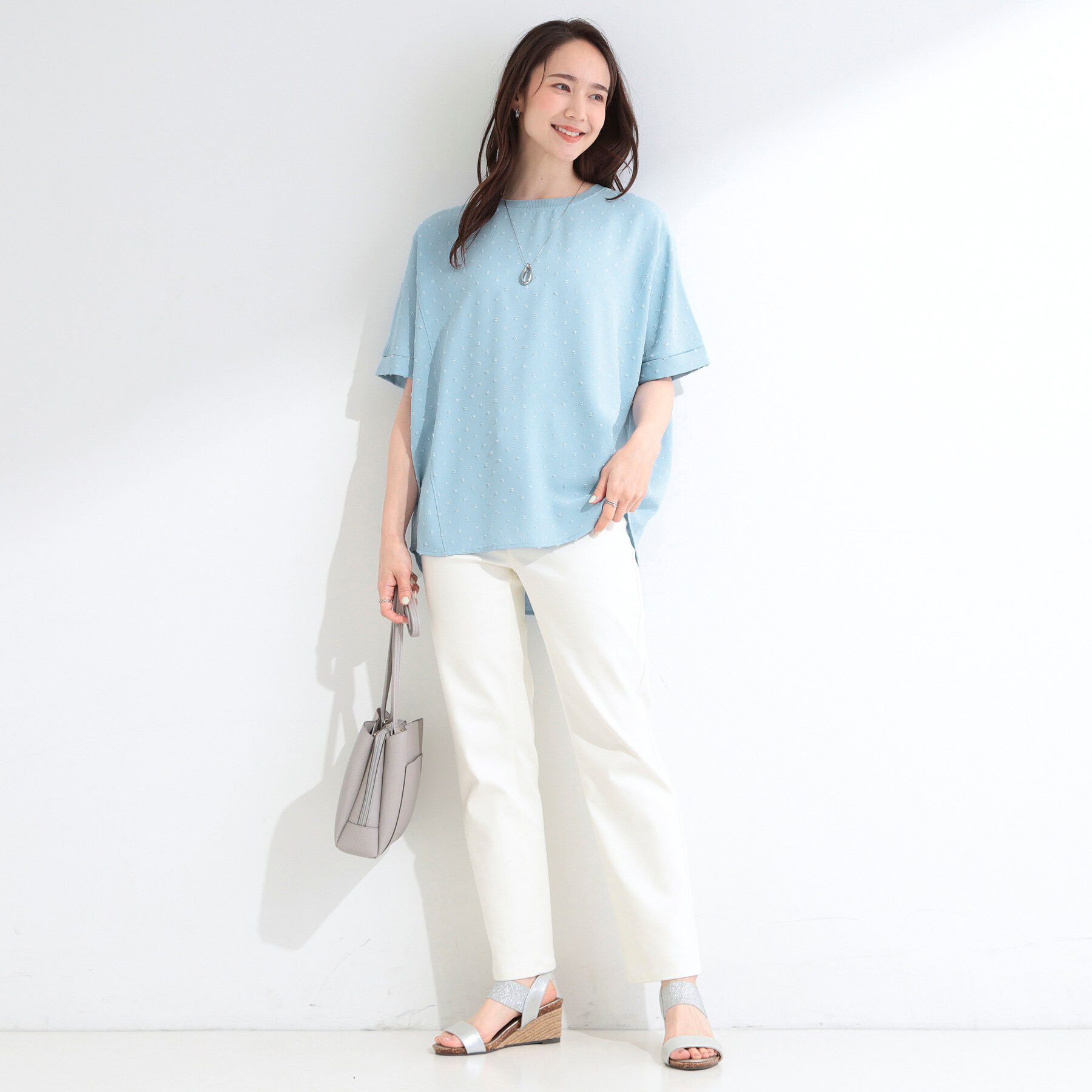 SHOO･LA･RUE「【洗濯後しわになりにくい/体型カバー】ドビードットで上品に ドルマントップス」|シャツ・ブラウス|