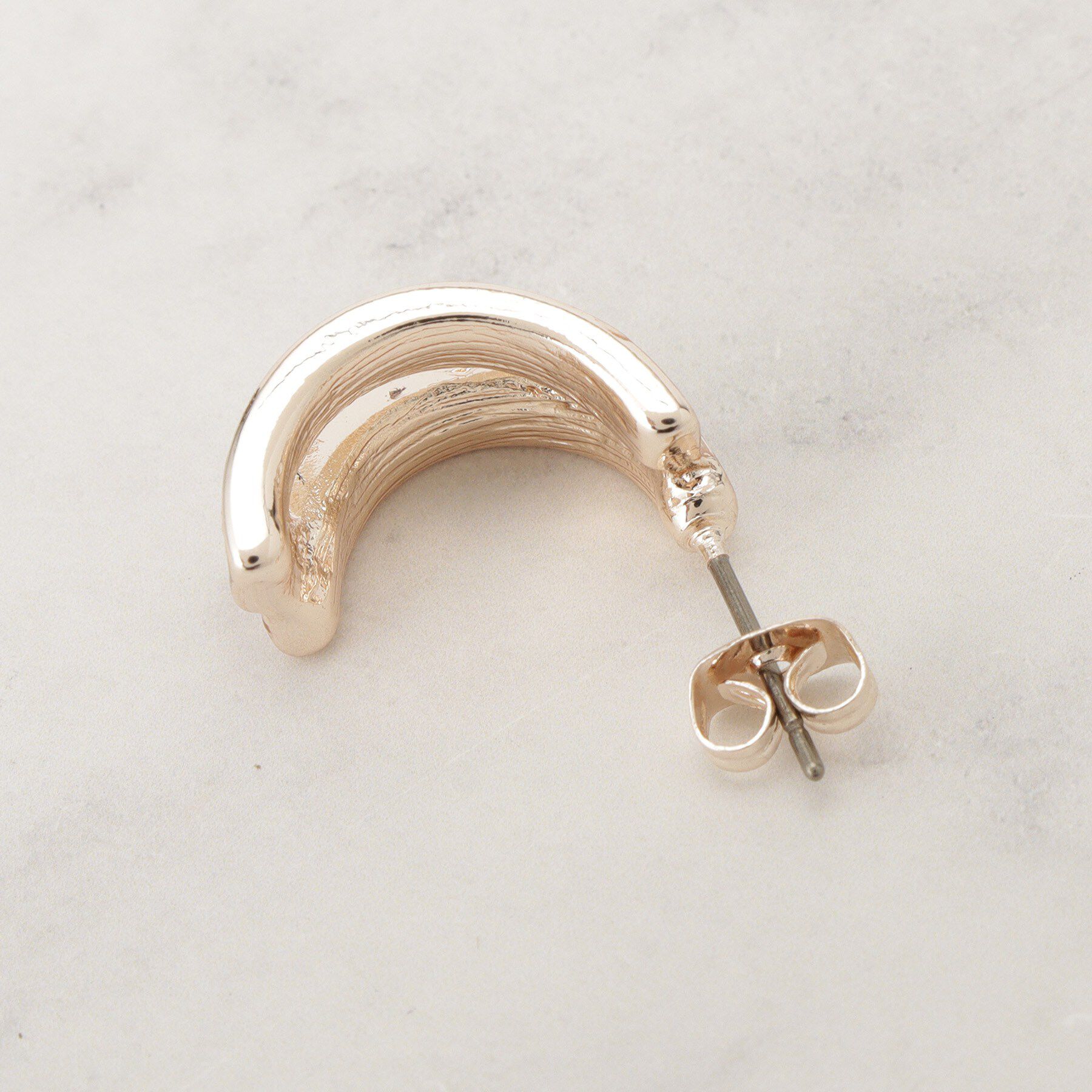 SHOO･LA･RUE「シェルエポピアス」|ピアス|