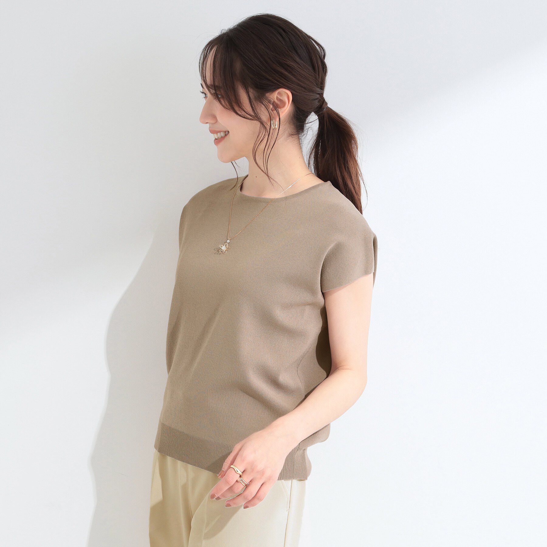 SHOO･LA･RUE「【ひんやり/洗濯機可/S-LL】インせず着られる 大人シンプルサマーニット」|ニット・セーター|