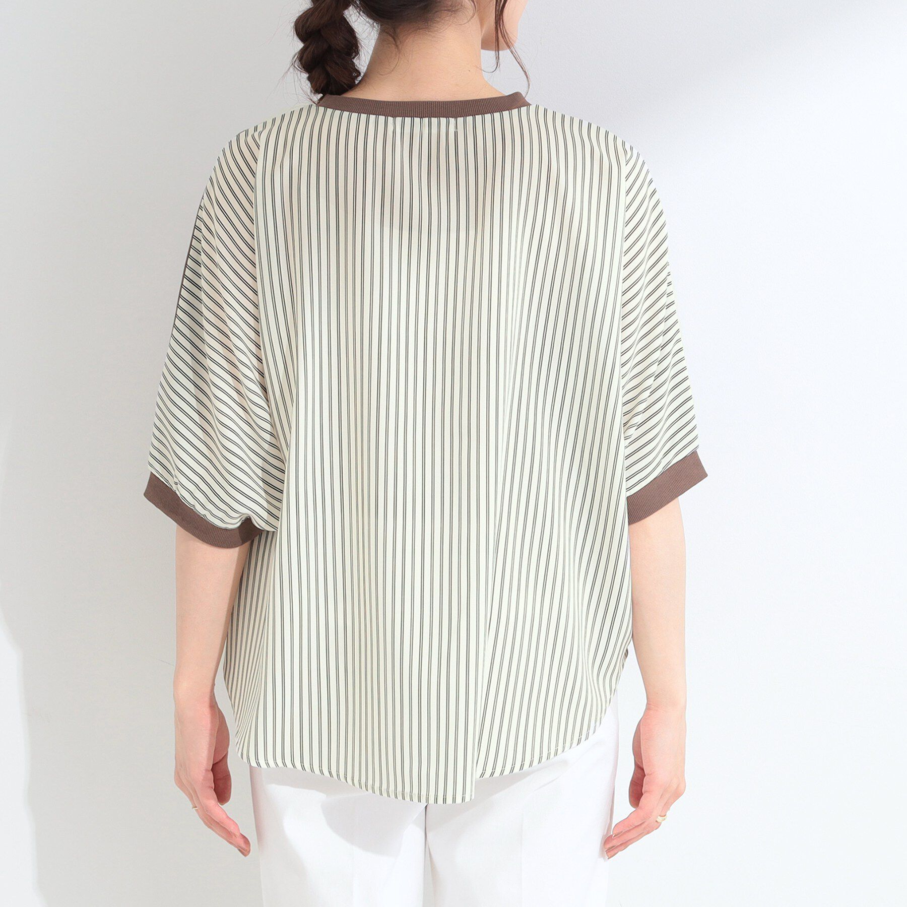 SHOO･LA･RUE「【ひんやり/体型カバー/洗濯機可】二の腕隠れる 前後切替ドルマンTシャツ」|Tシャツ・カットソー|