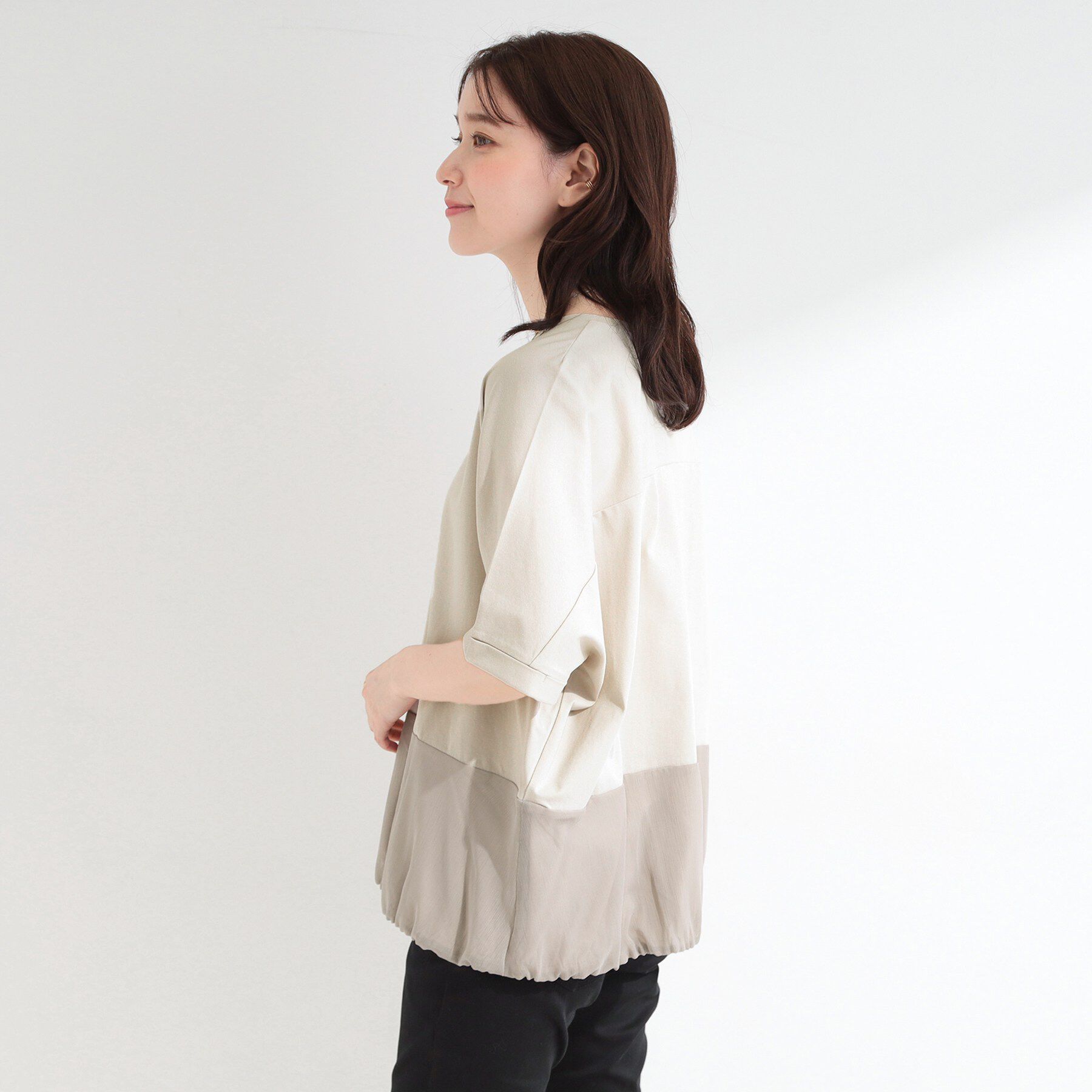 SHOO･LA･RUE「【洗濯機可/体型カバー】インせず着られる 裾配色 ゆったりバルーントップス」|Tシャツ・カットソー|