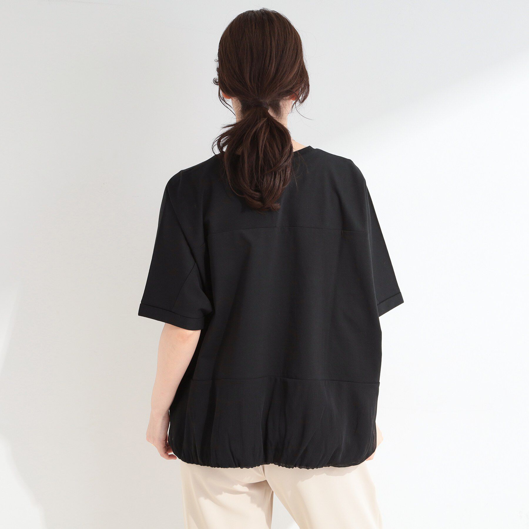 SHOO･LA･RUE「【洗濯機可/体型カバー】インせず着られる 裾配色 ゆったりバルーントップス」|Tシャツ・カットソー|