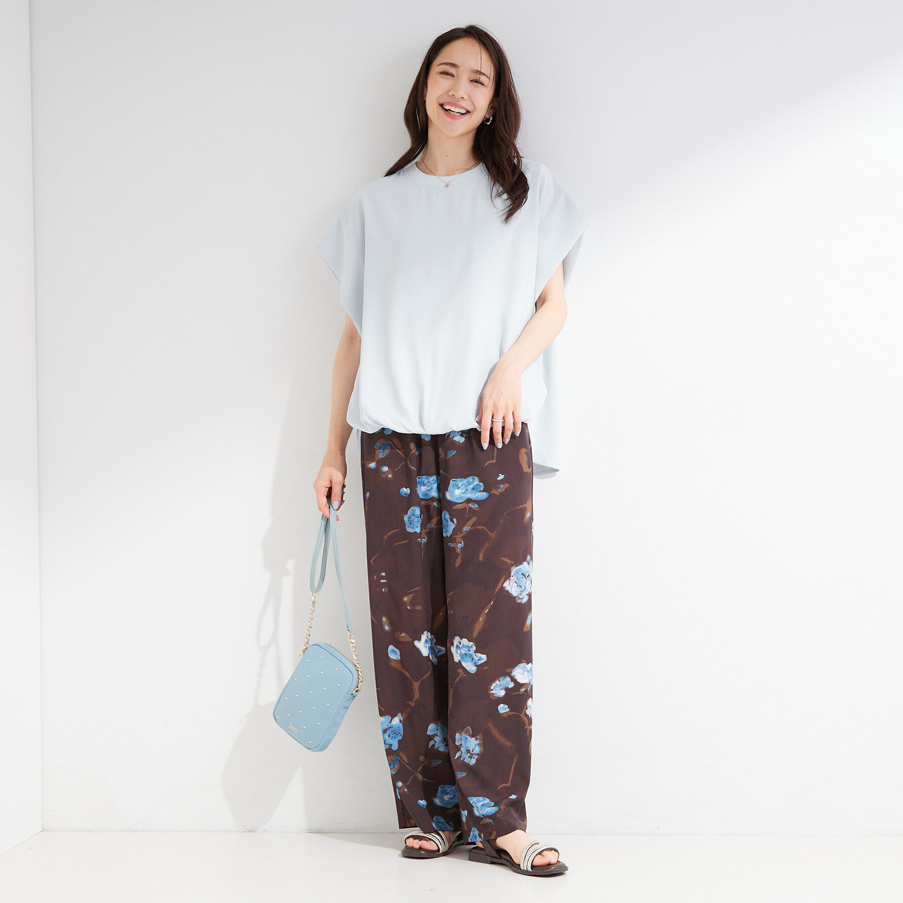 SHOO･LA･RUE「【洗濯機可/体型カバー】インしてる風 ふんわり裾バルーントップス」|Tシャツ・カットソー|