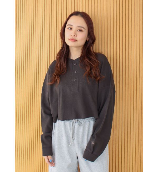 Ungrid「FAITH別注 ヘンリーネックショートロングスリーブTee」|Tシャツ・カットソー|チャコールグレー