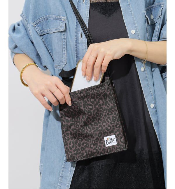 JOURNAL STANDARD relume「別注【Drifter】 EASY STRING POUCH：ショルダーバッグ」|ショルダー・メッセンジャー|ブラック A