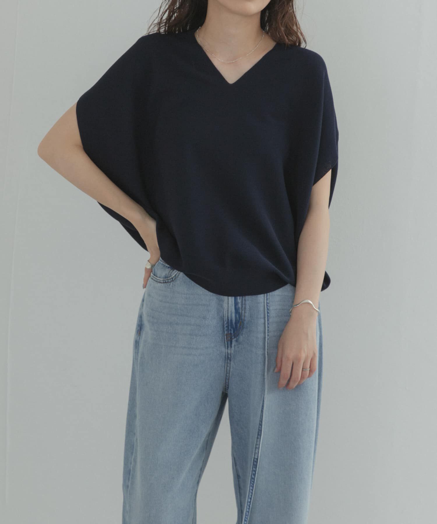 URBAN RESEARCH DOORS「『WEB限定』Vネックコクーンニット」|ベスト・ジレ|
