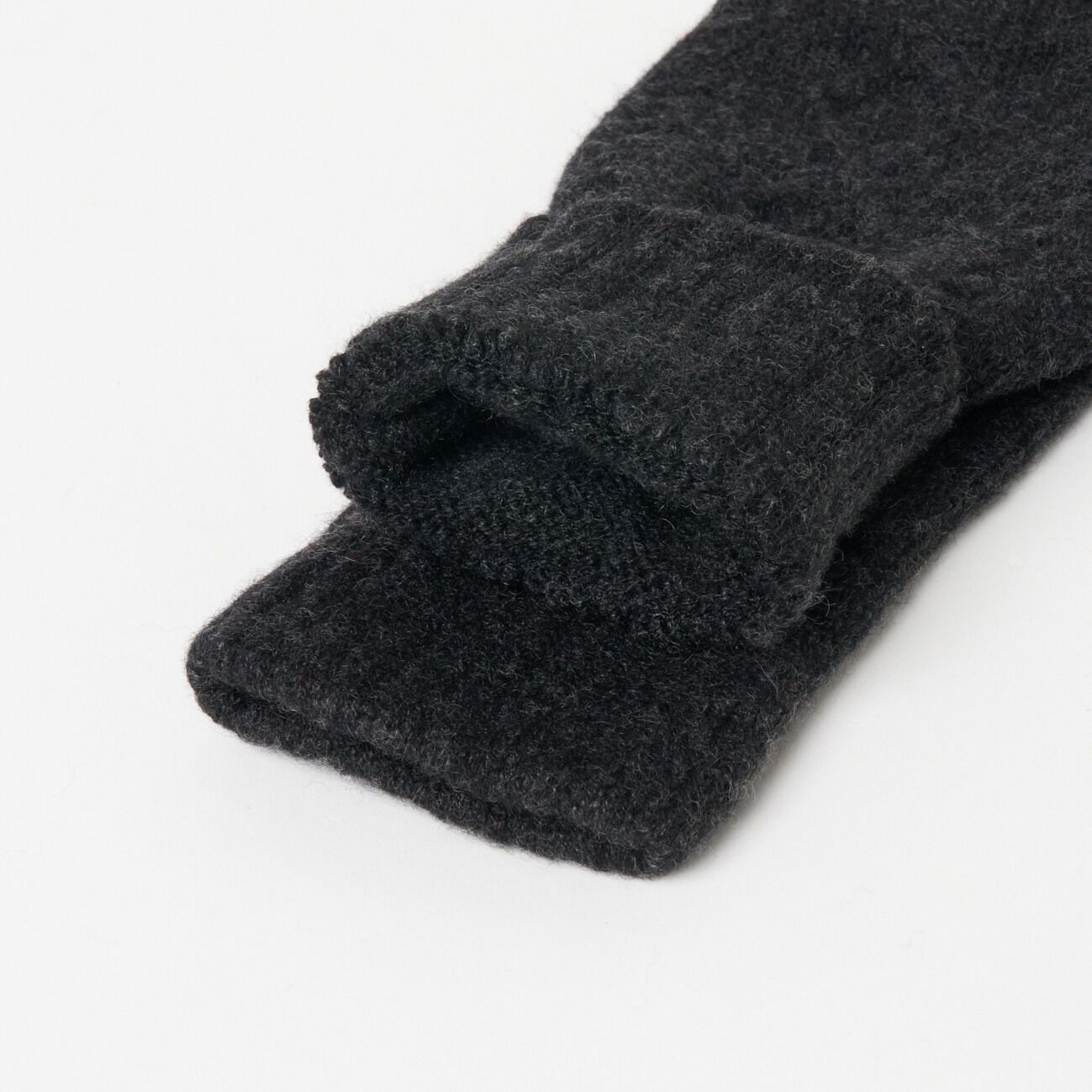  「WILLIAM BRUNTON ARAN WRIST WARMER」|手袋|