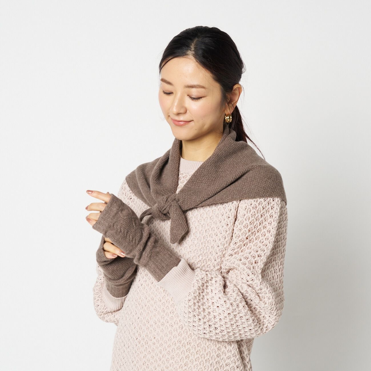 「WILLIAM BRUNTON ARAN WRIST WARMER」|手袋|