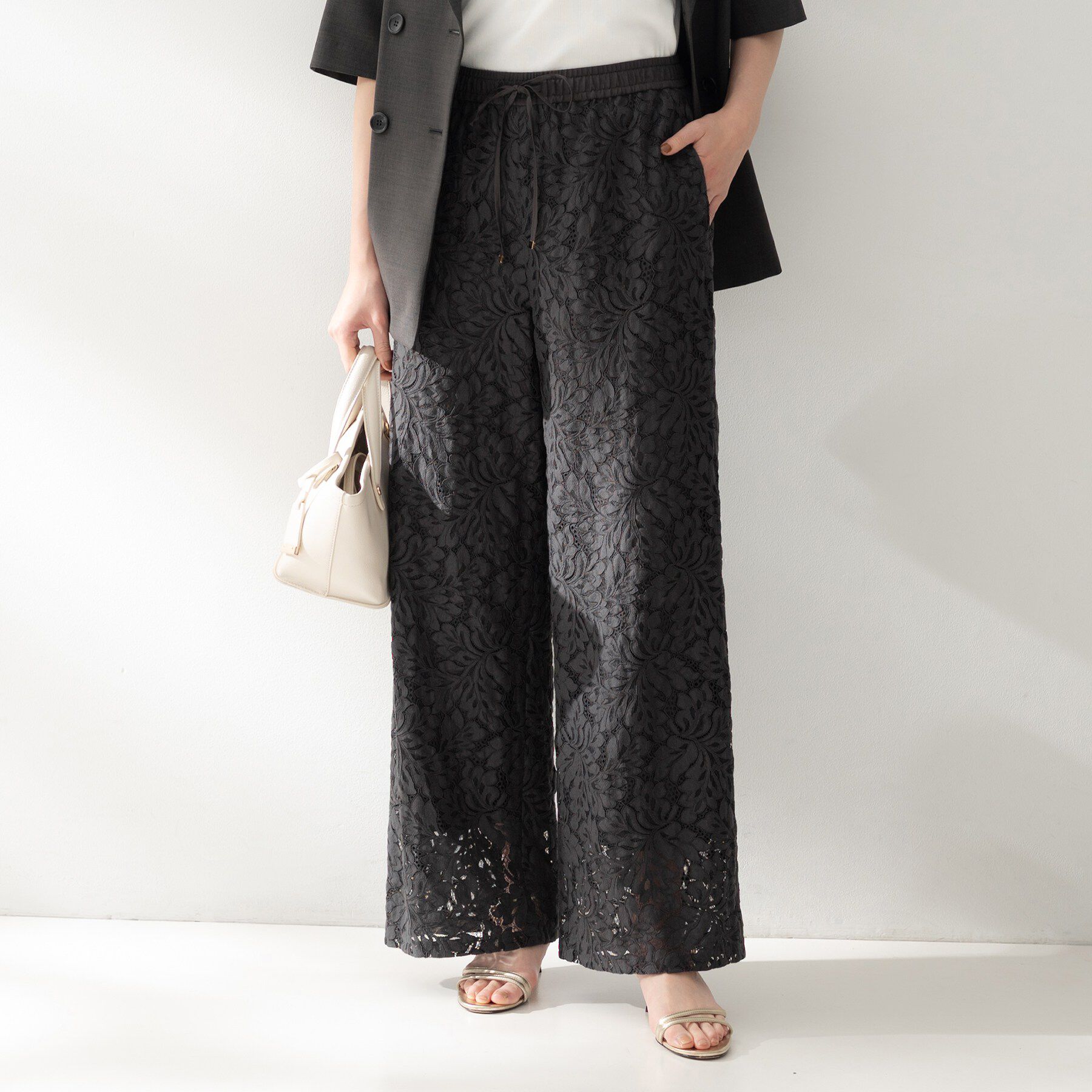 UNTITLED「【ウエストゴム/華やか】フラワーレースワイドパンツ」|その他|スミクロ(018)