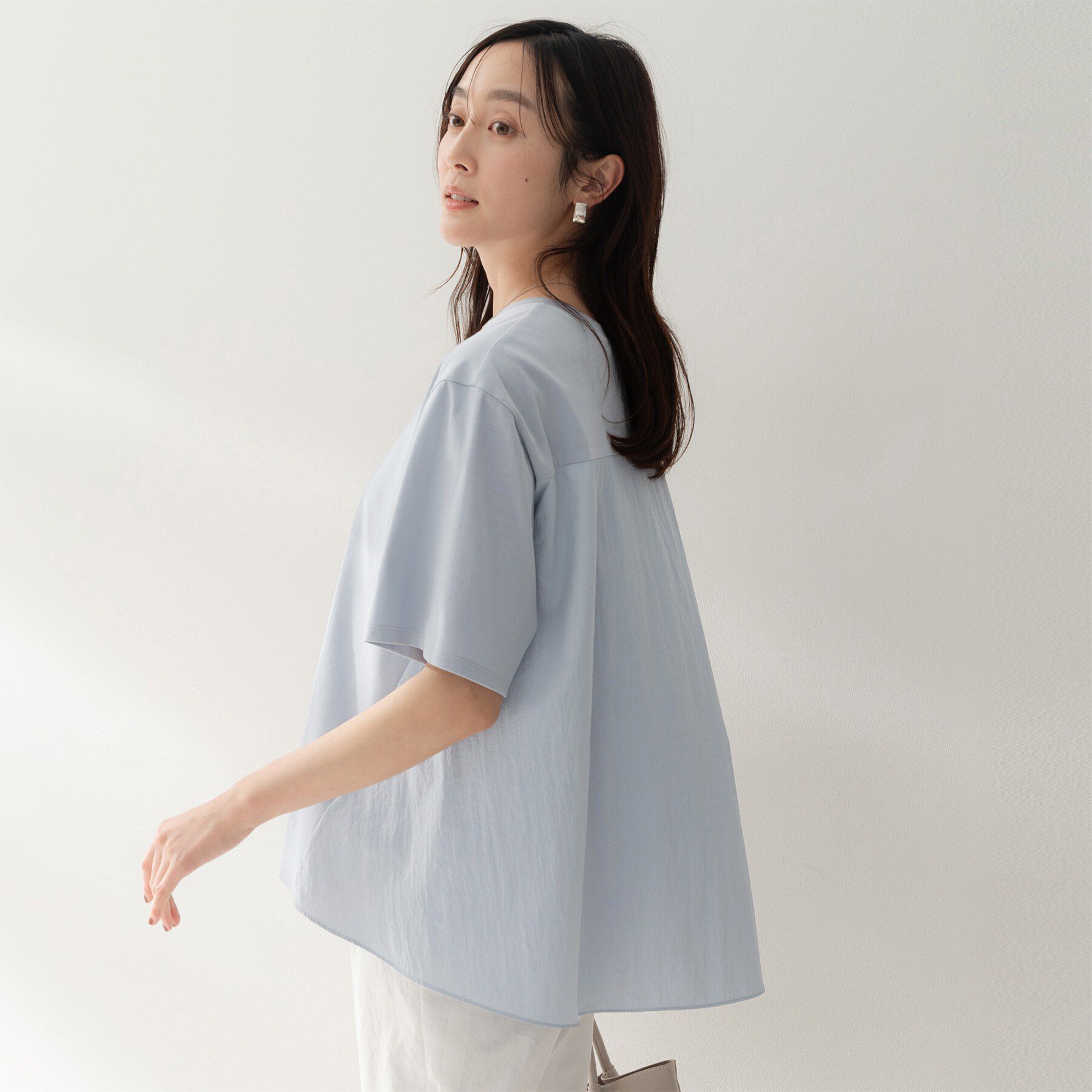 UNTITLED「【洗える/Tシャツ】異素材ドッキングプルオーバー」|Tシャツ・カットソー|サックスブルー(09
