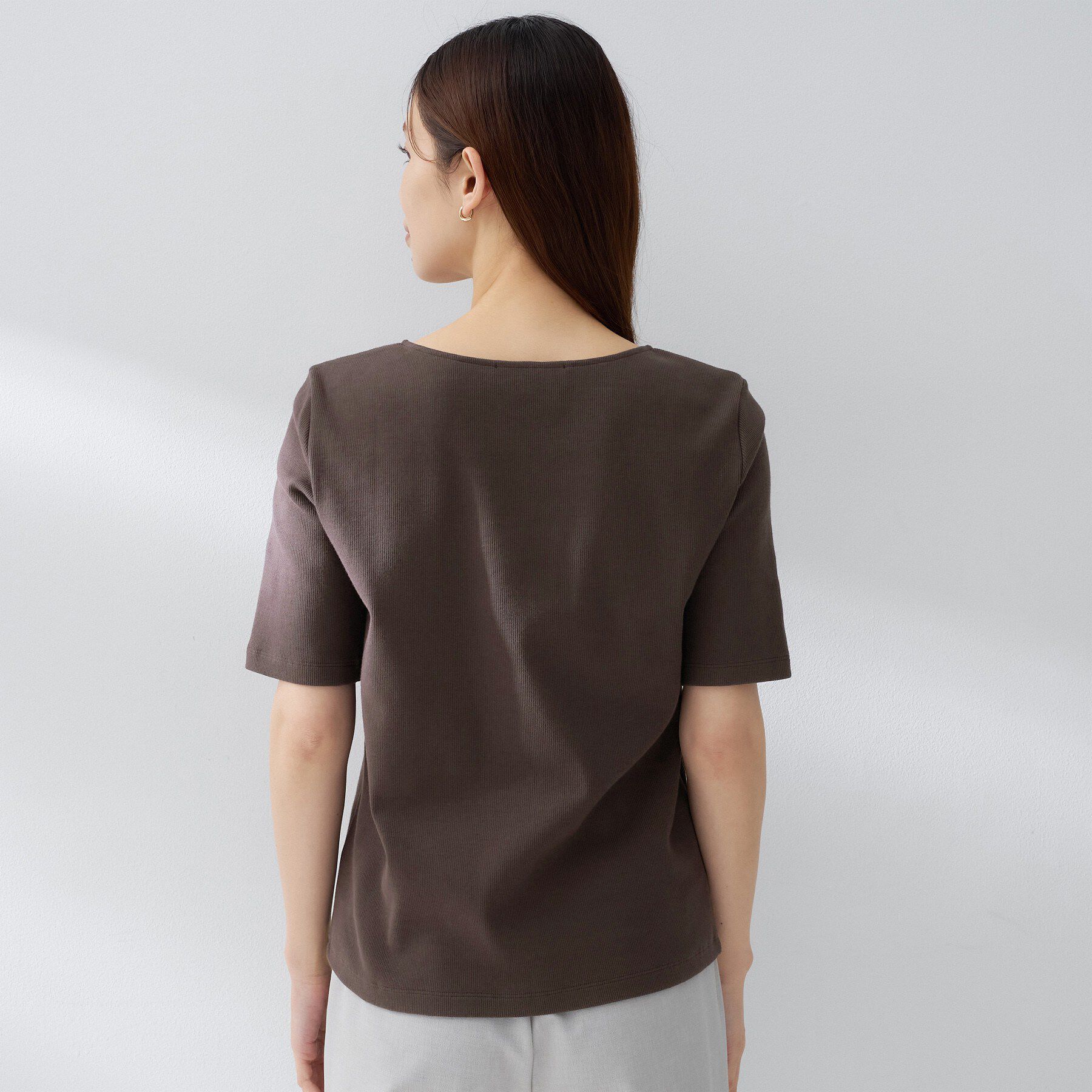 UNTITLED「【すっきり見え/洗える】スクエアネックプルオーバー」|Tシャツ・カットソー|
