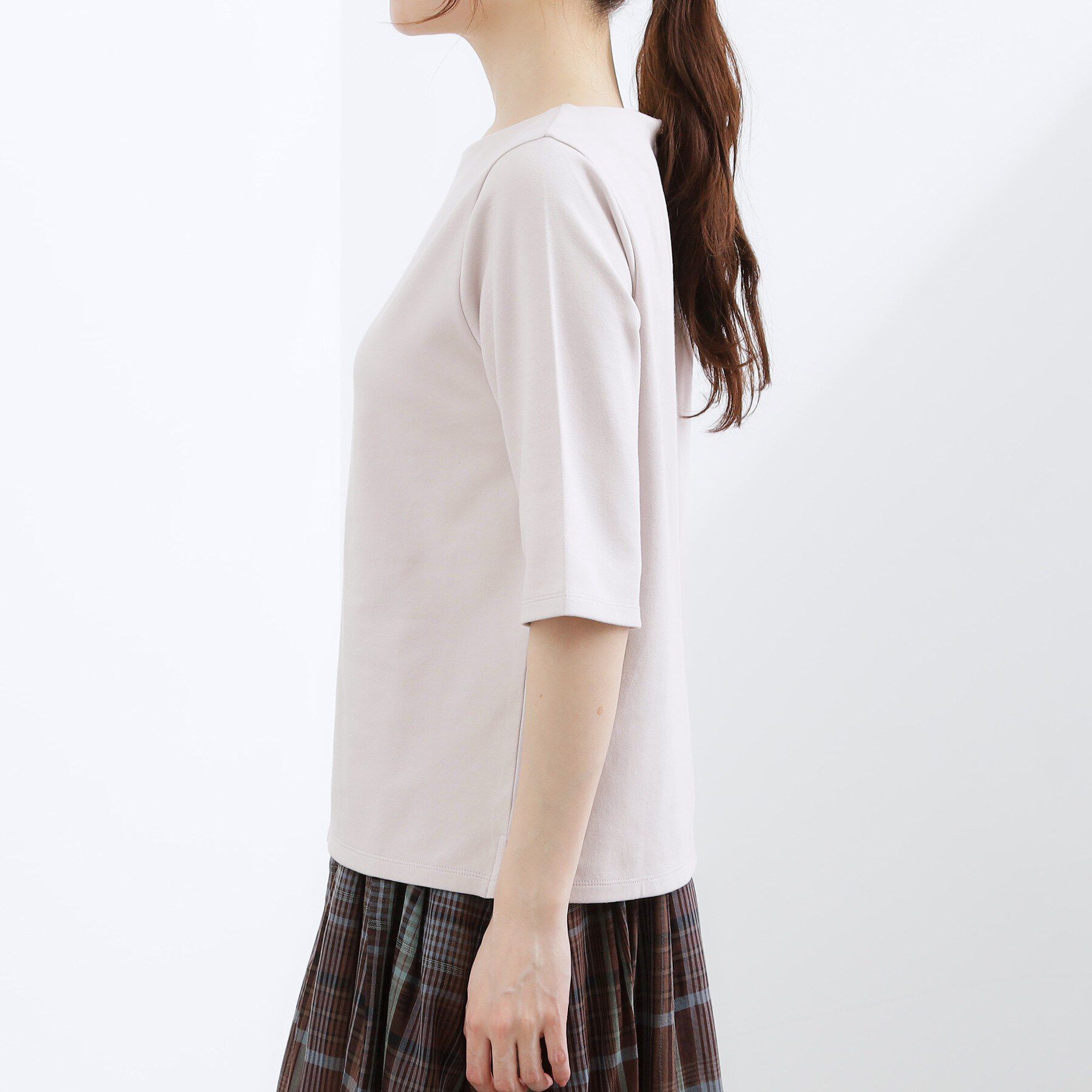 grove「【二の腕カバー/すっきり見え・抗菌防臭/UVカット】きちんと素材のボートネックTシャツ」|Tシャツ・カットソー|