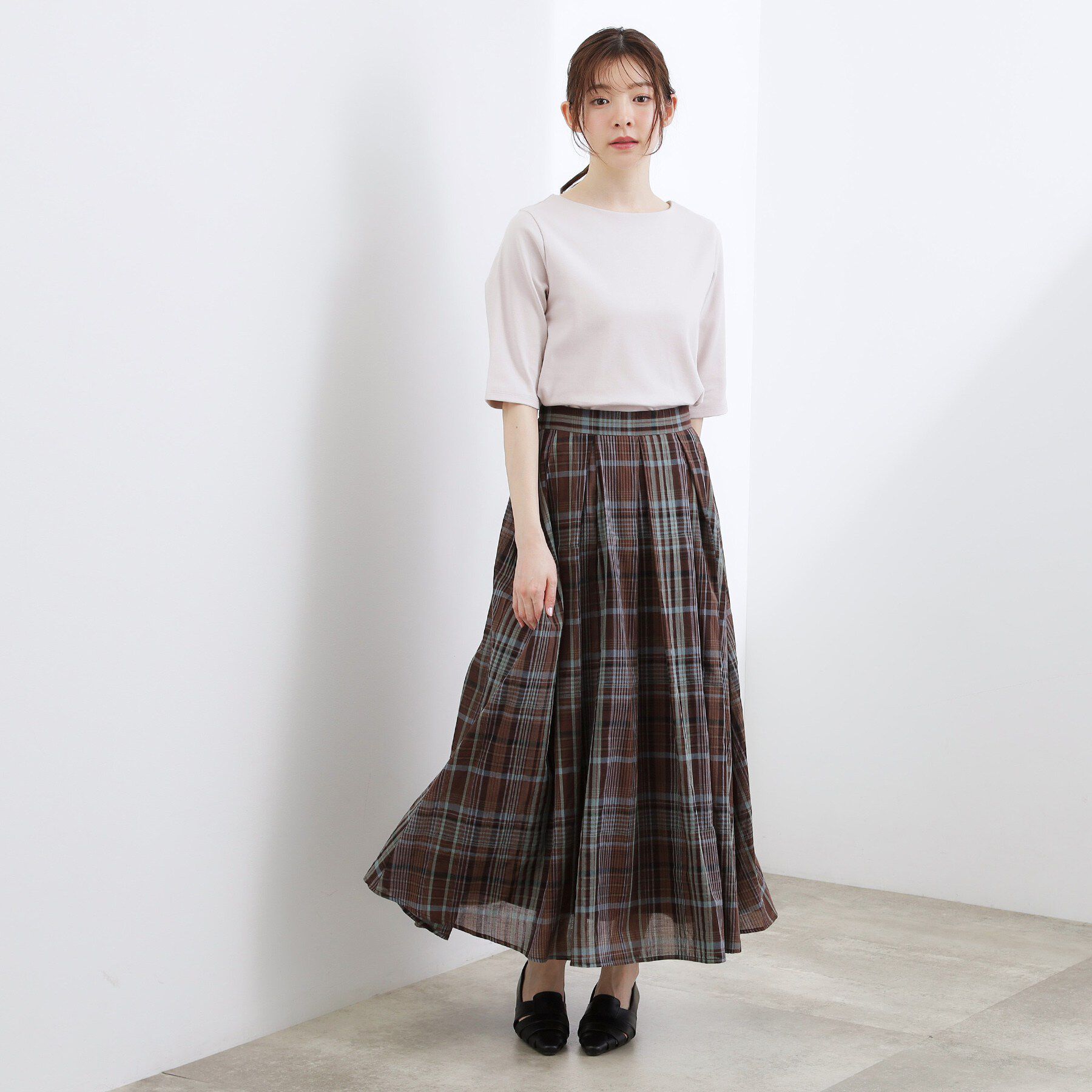 grove「【二の腕カバー/すっきり見え・抗菌防臭/UVカット】きちんと素材のボートネックTシャツ」|Tシャツ・カットソー|
