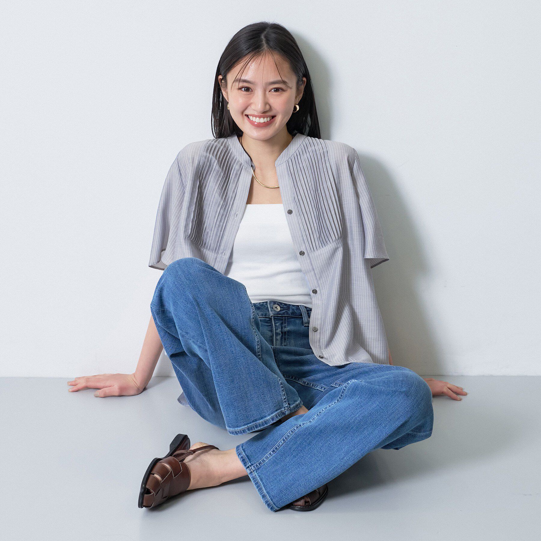 INDIVI「【接触冷感/洗える】シアーシャンブレーピンタックブラウス」|シャツ・ブラウス|