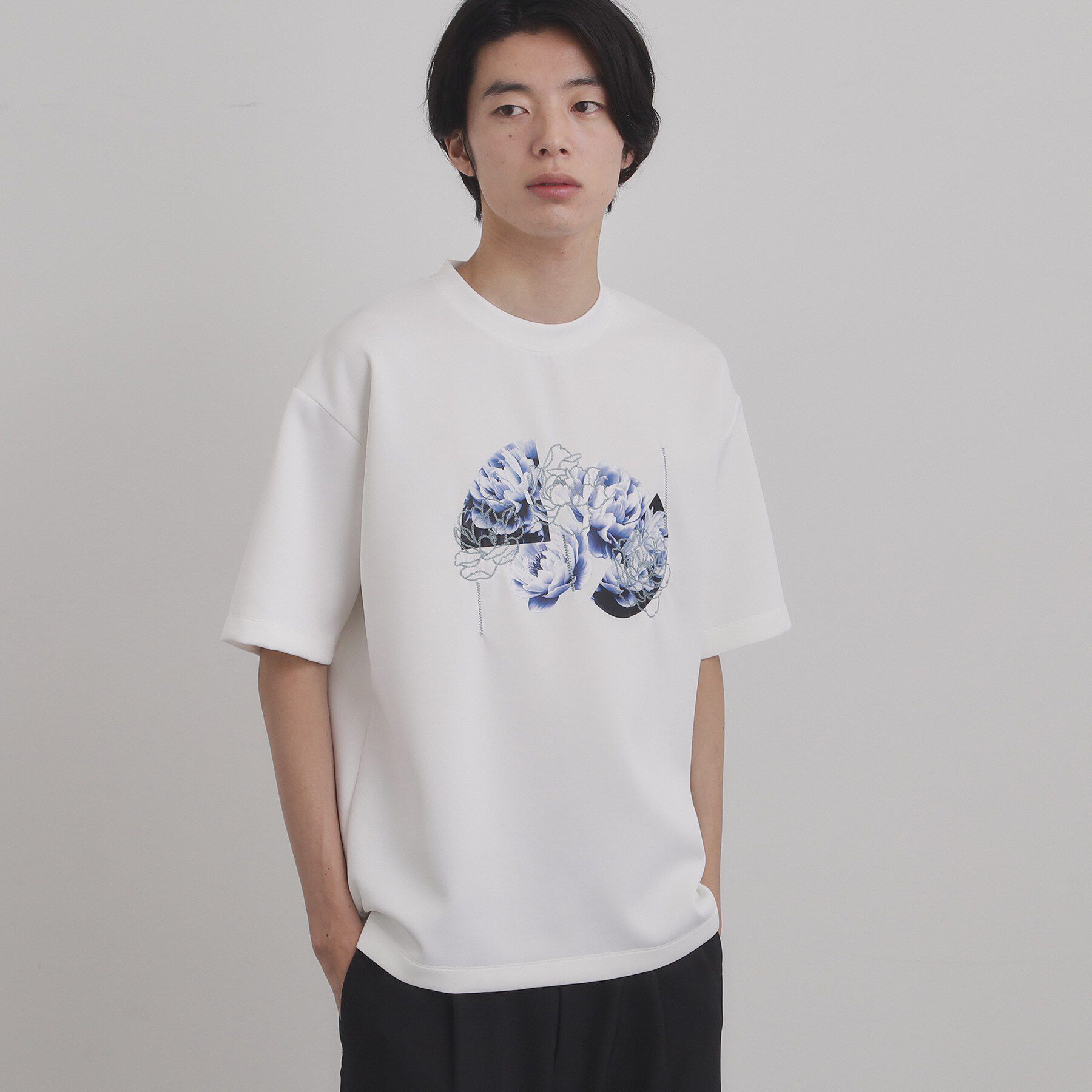 tk.TAKEO KIKUCHI「フラワープリントTシャツ」|Tシャツ・カットソー|