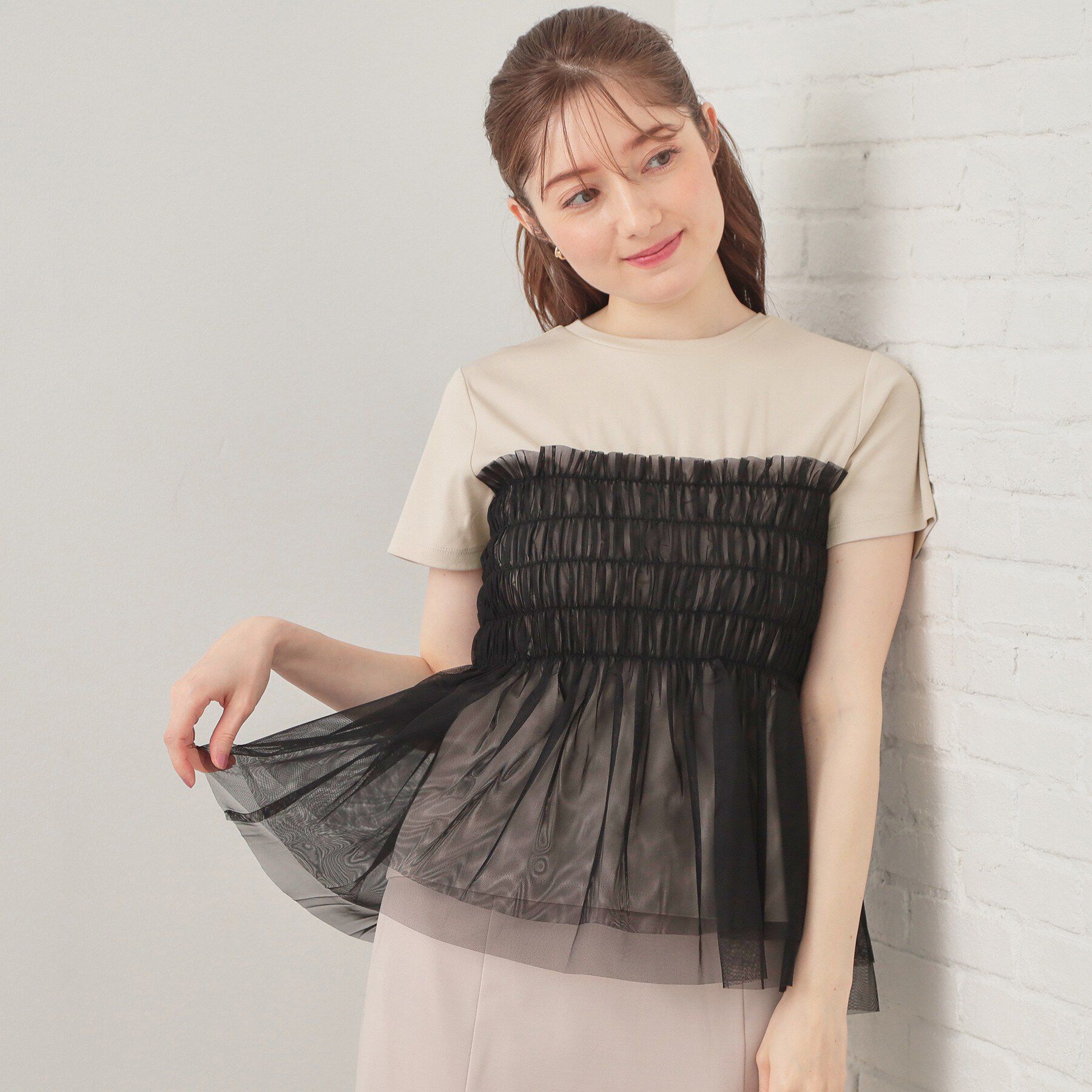 index「チュールペプラムトップス【洗濯機OK／接触冷感／UVケア】」|Tシャツ・カットソー|グレージュ(850)