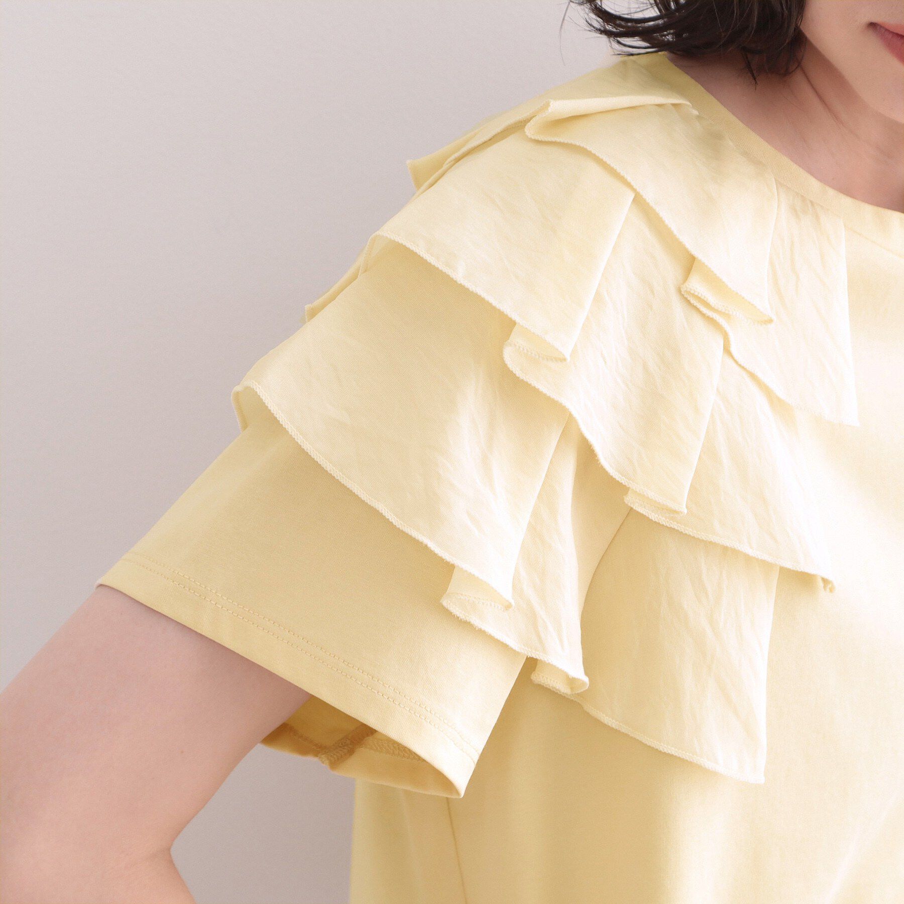 OPAQUE.CLIP「【接触冷感】アシメフリルドッキングカットソー《UVケア／洗濯機OK》」|Tシャツ・カットソー|