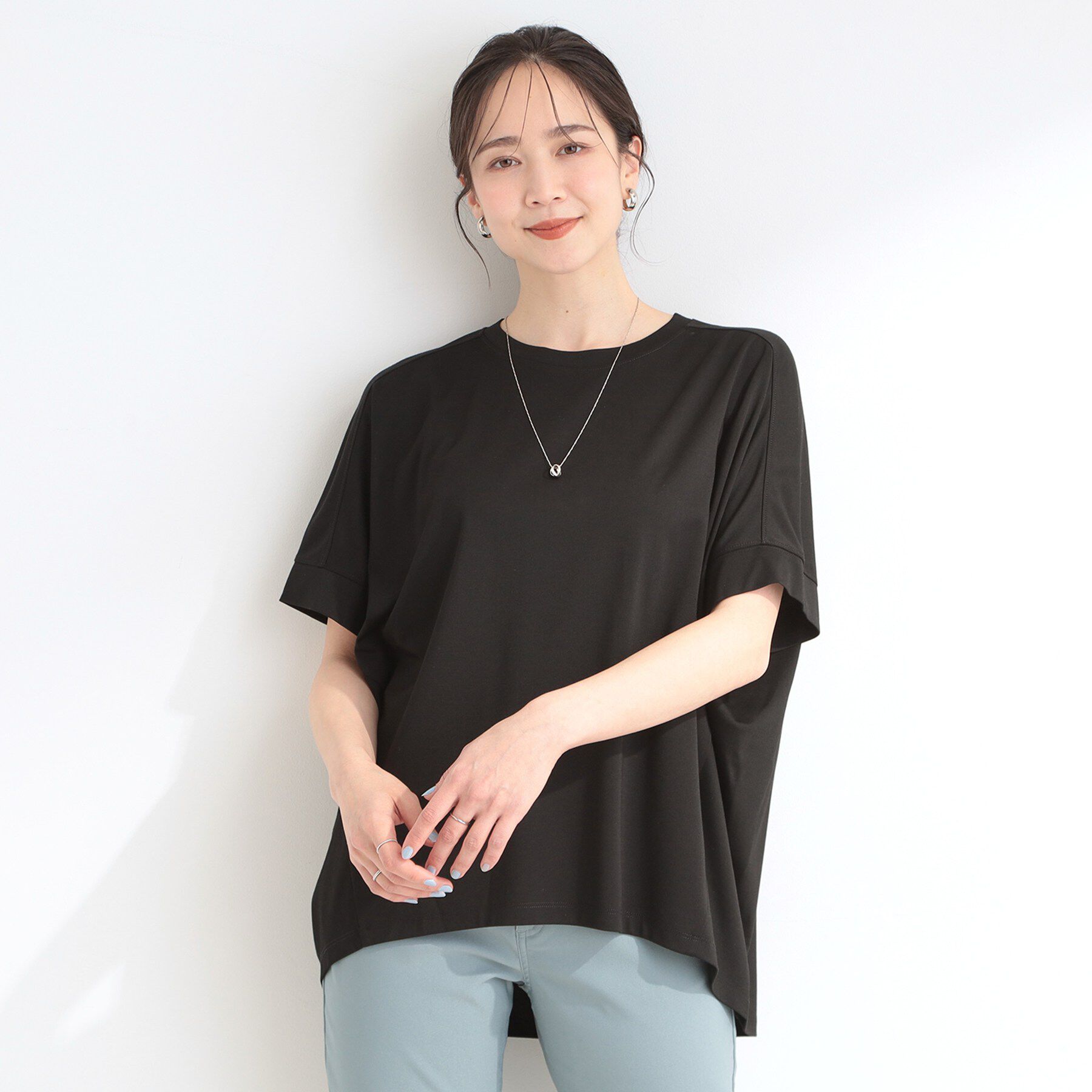 SHOO･LA･RUE「【ひんやり/UV/S-LL/体型カバー】ゆるっとインせず決まる ひやとろドルマンTシャツ」|Tシャツ・カットソー|