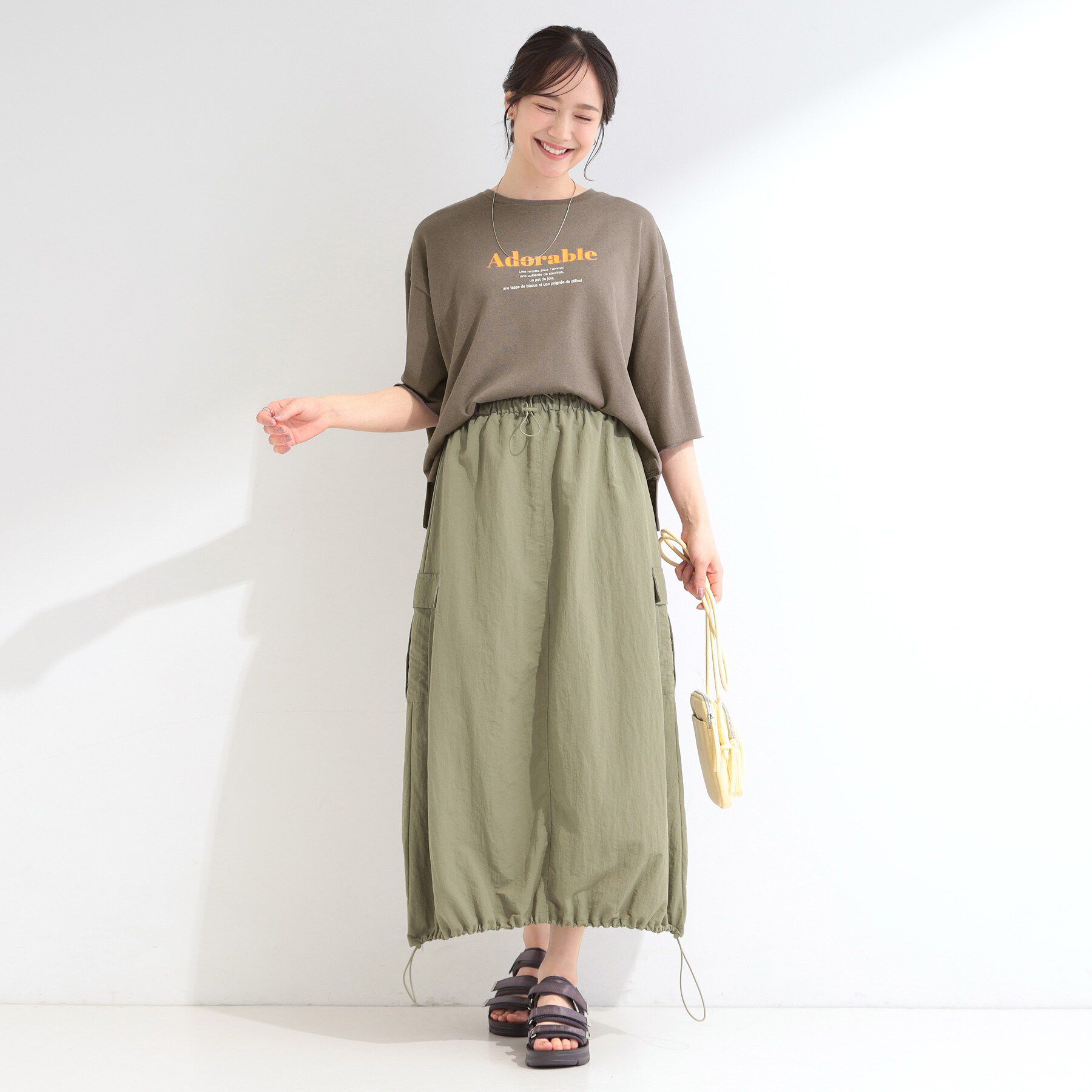 SHOO･LA･RUE「【洗濯機可/S-LL/選べる6柄】切りっぱなしお袖がこなれカジュアル 5分袖シアーTシャツ」|Tシャツ・カットソー|