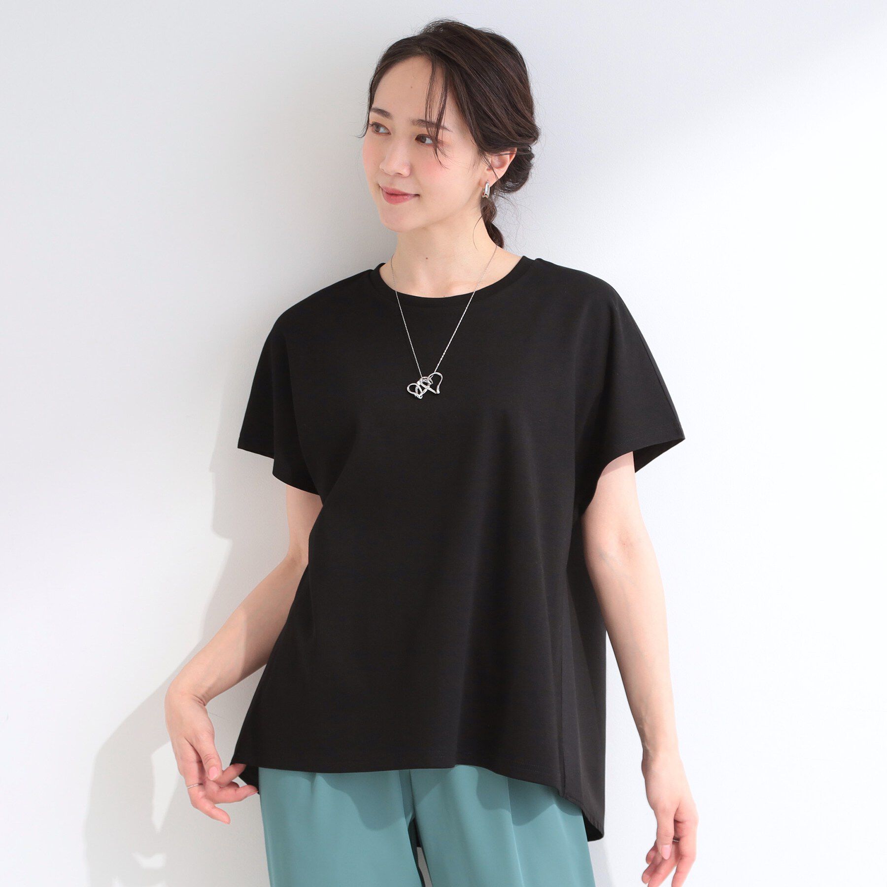 SHOO･LA･RUE「【体型カバー/S-LL】インせず着られる ひんやりシャツ素材切替Tシャツ」|Tシャツ・カットソー|