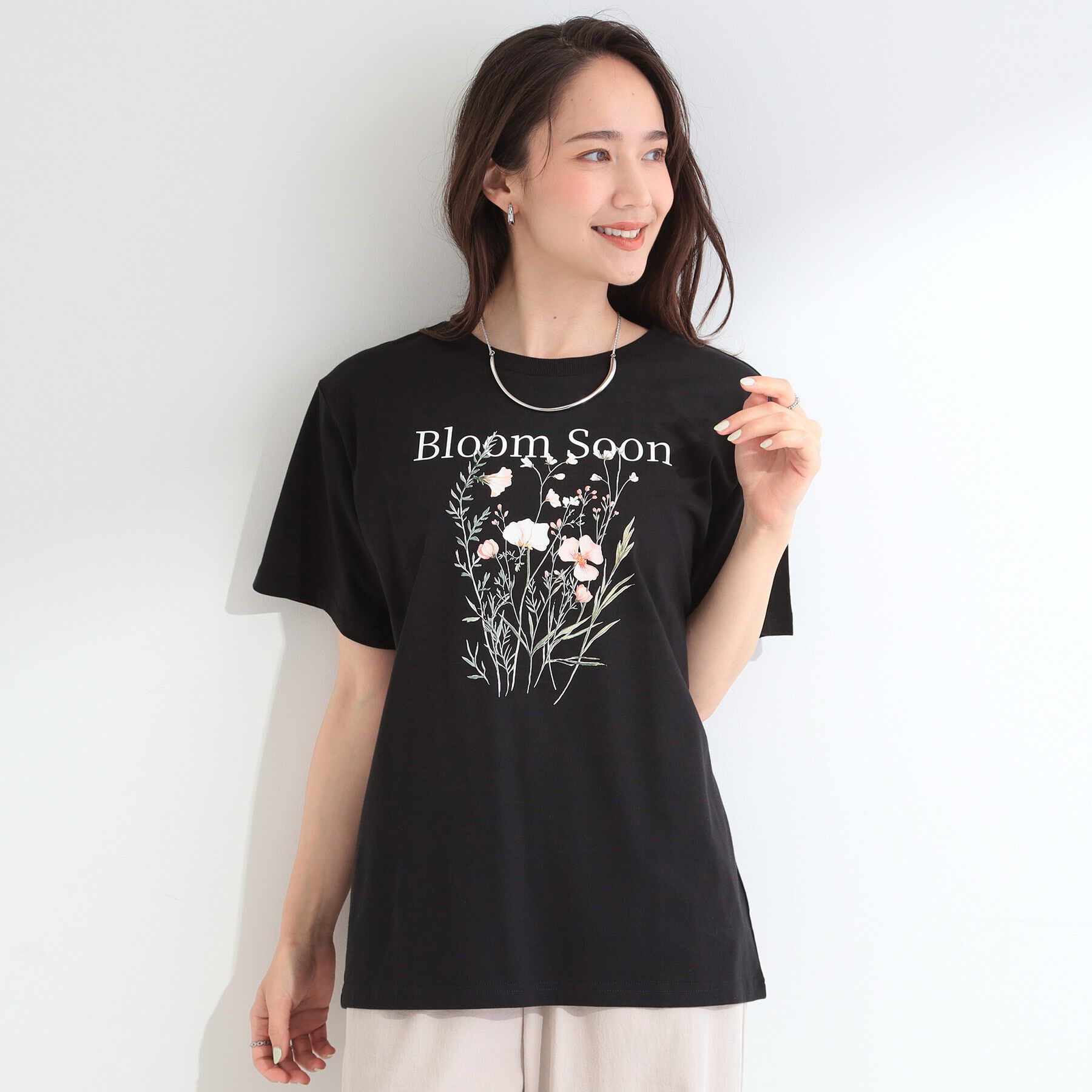 SHOO･LA･RUE「【ひんやり/洗濯機可/S-LL】夏に快適サラサラ感 大人のひんやりプリントTシャツ」|Tシャツ・カットソー|