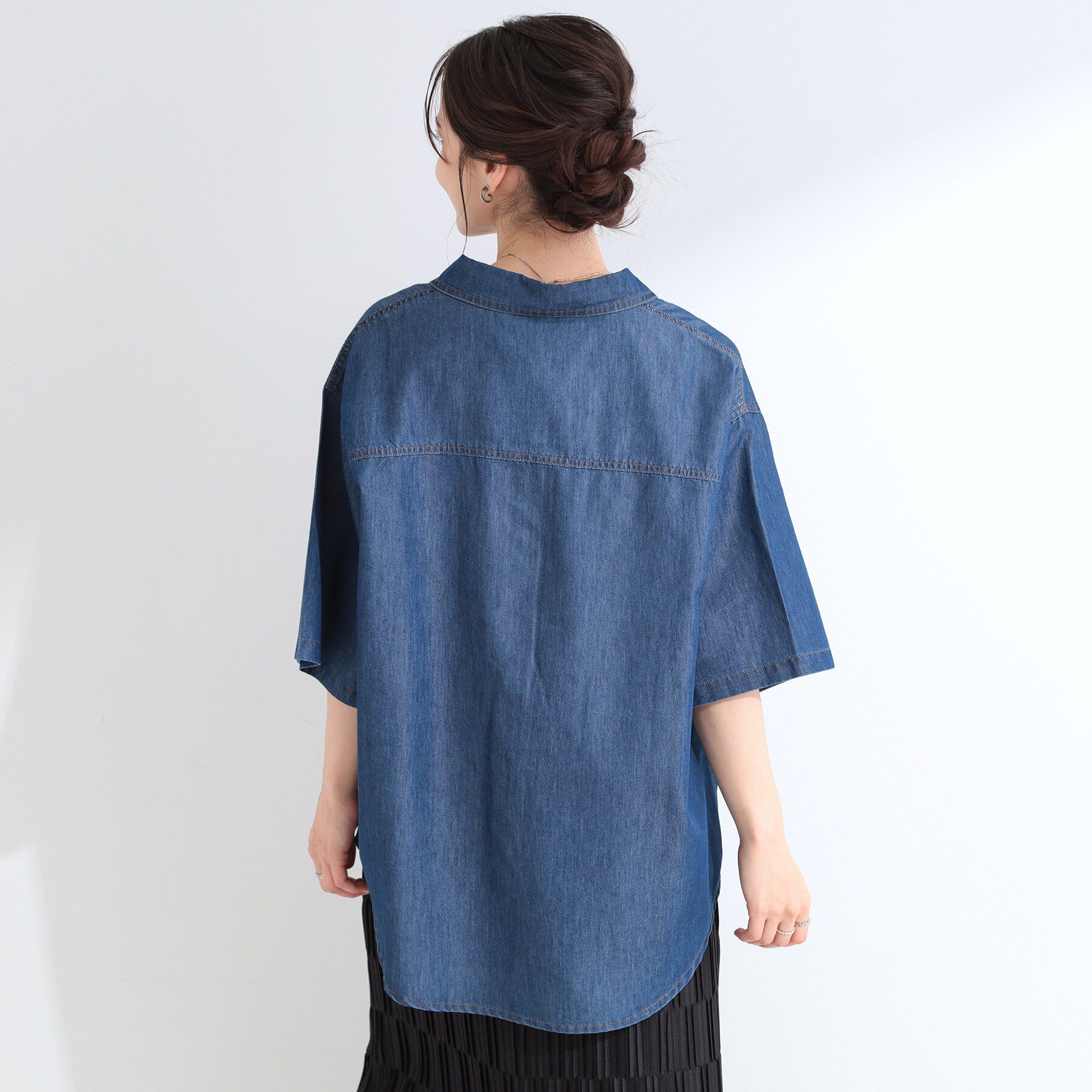 SHOO･LA･RUE「【セットアップ可/S-LL】ライトオンスデニム 5分袖シャツ」|シャツ・ブラウス|