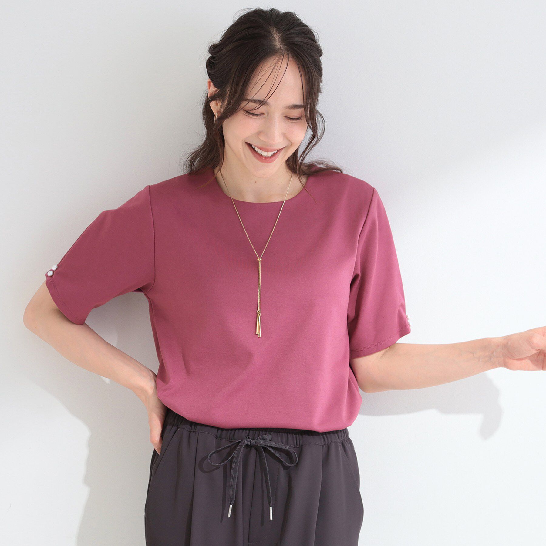 SHOO･LA･RUE「【2点セット/洗濯機可/S-LL】ネックレス付き お袖パールブラウス」|Tシャツ・カットソー|