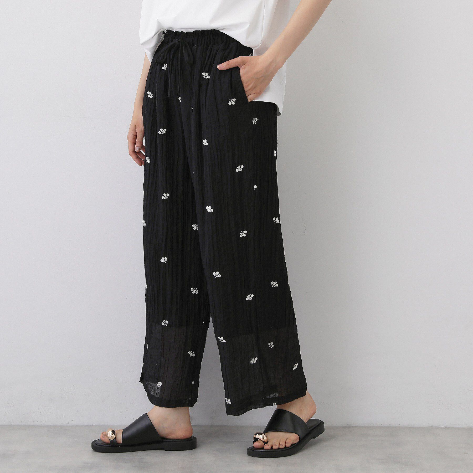 Dessin「小花刺繍 シアー楊柳パンツ」|その他|