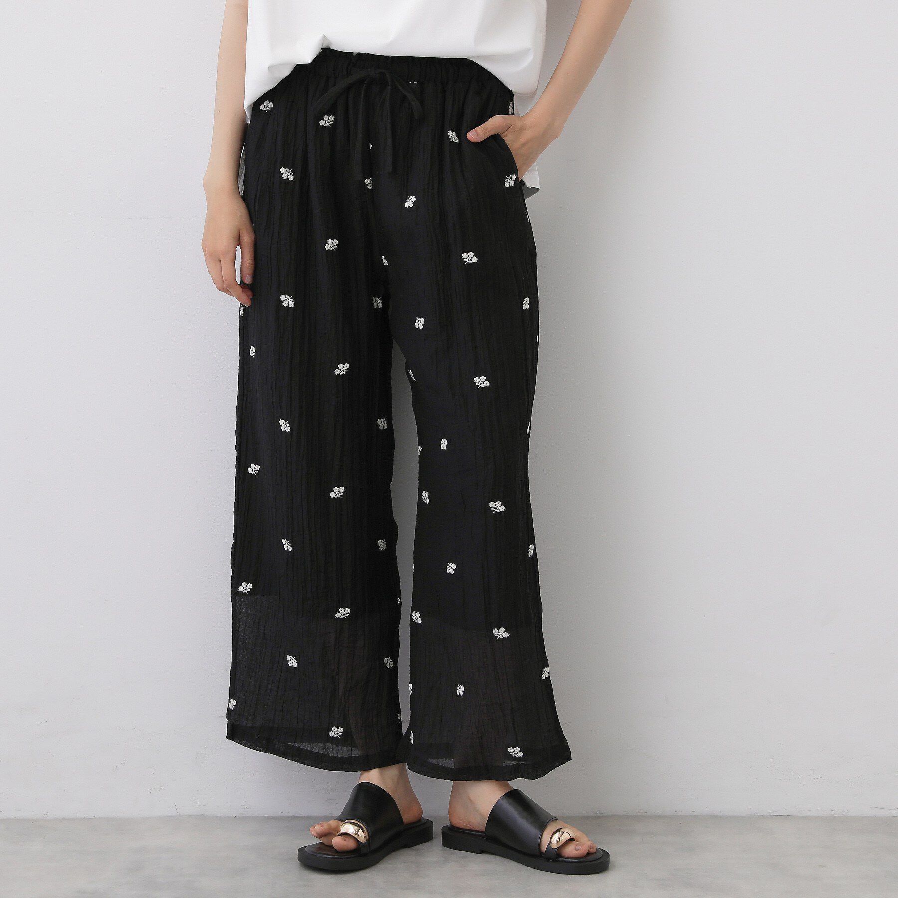 Dessin「小花刺繍 シアー楊柳パンツ」|その他|ブラック(119)