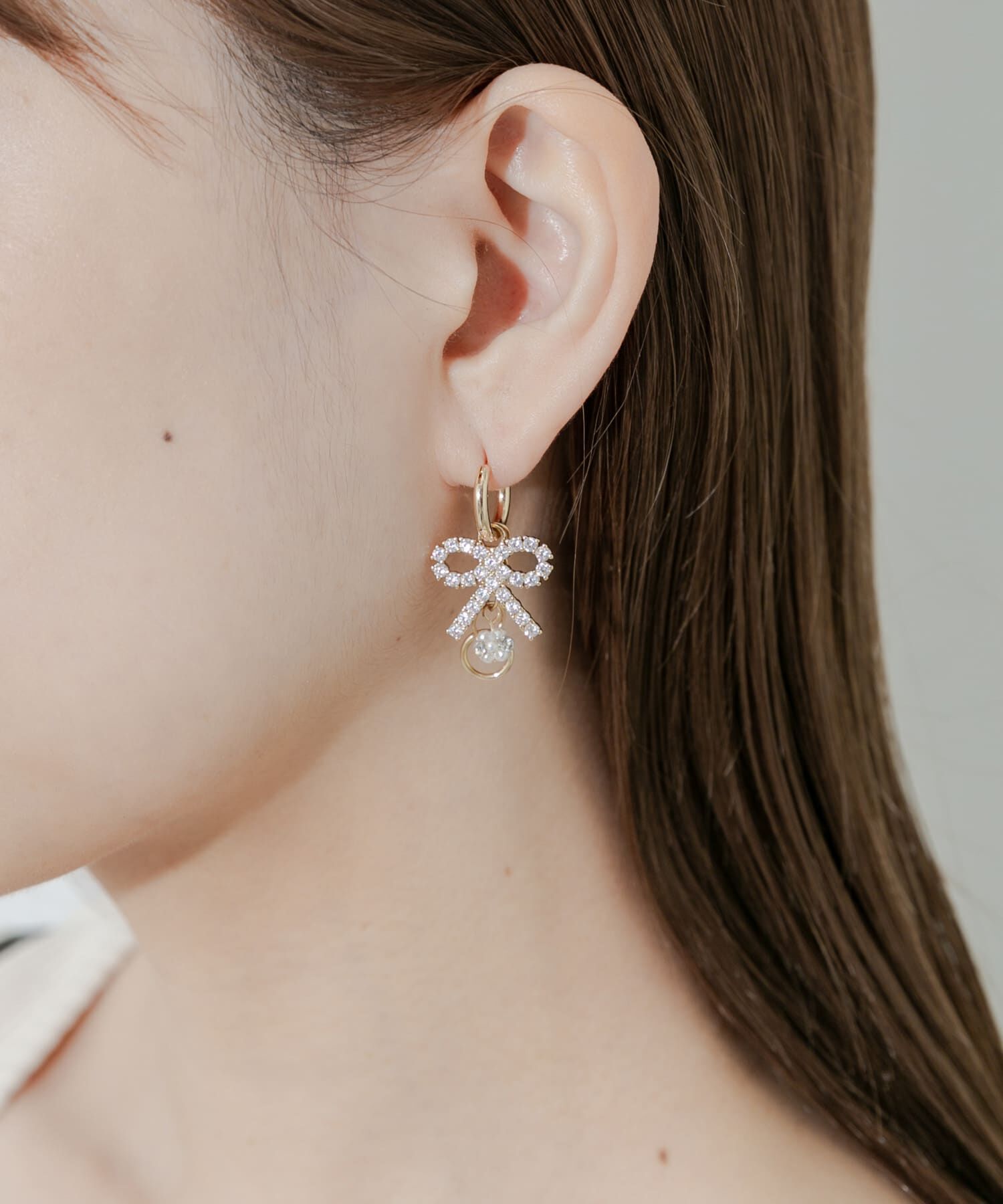 SMELLY「ビジューリボンフープピアス」|ピアス|