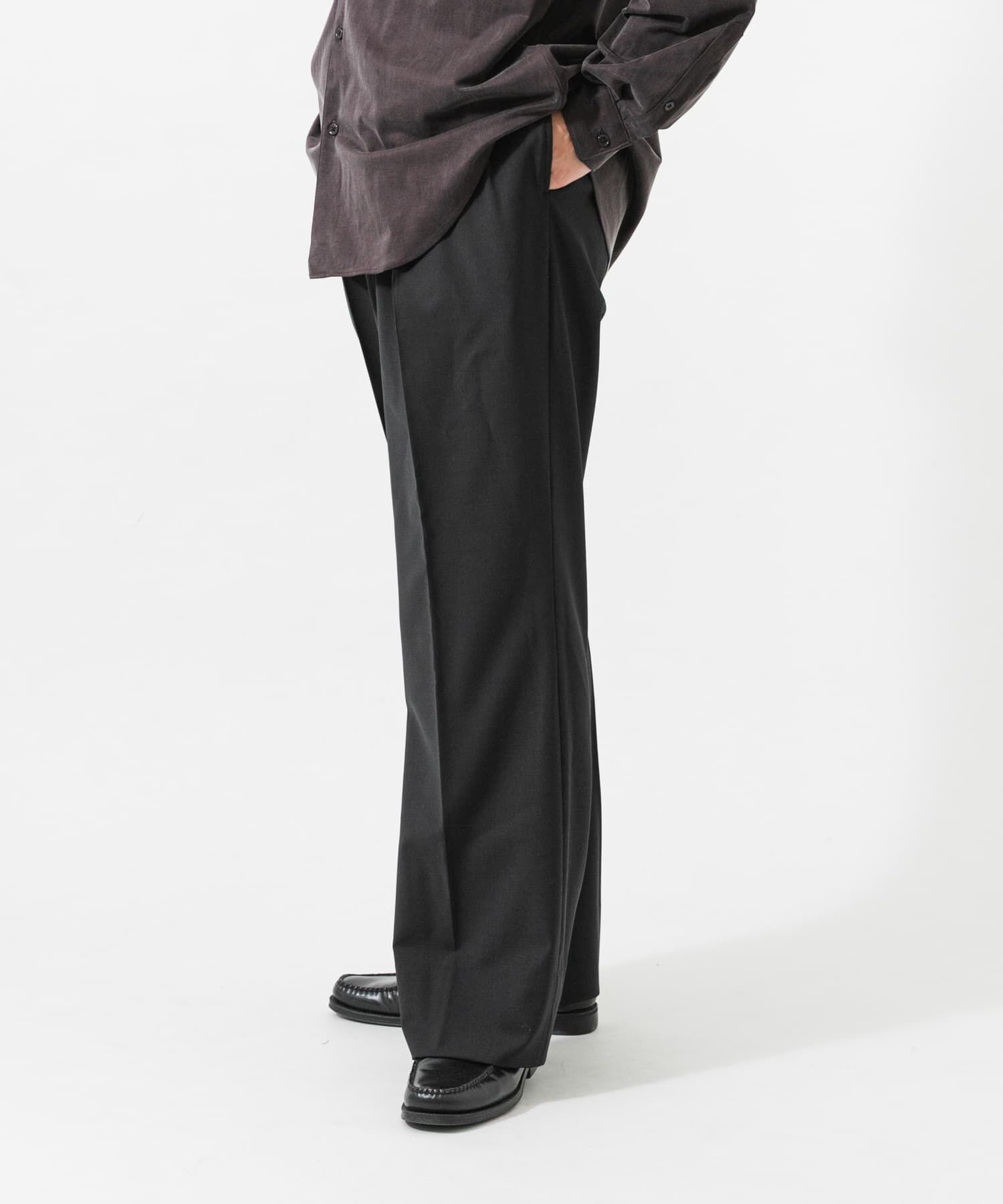URBAN RESEARCH「TW SEMI FLARE SLACKS」|その他|
