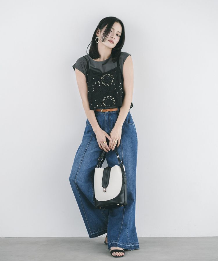 YECCA VECCA「【尾崎紗代子さん着用】ポーチインショルダーバッグ」|ショルダー・メッセンジャー|