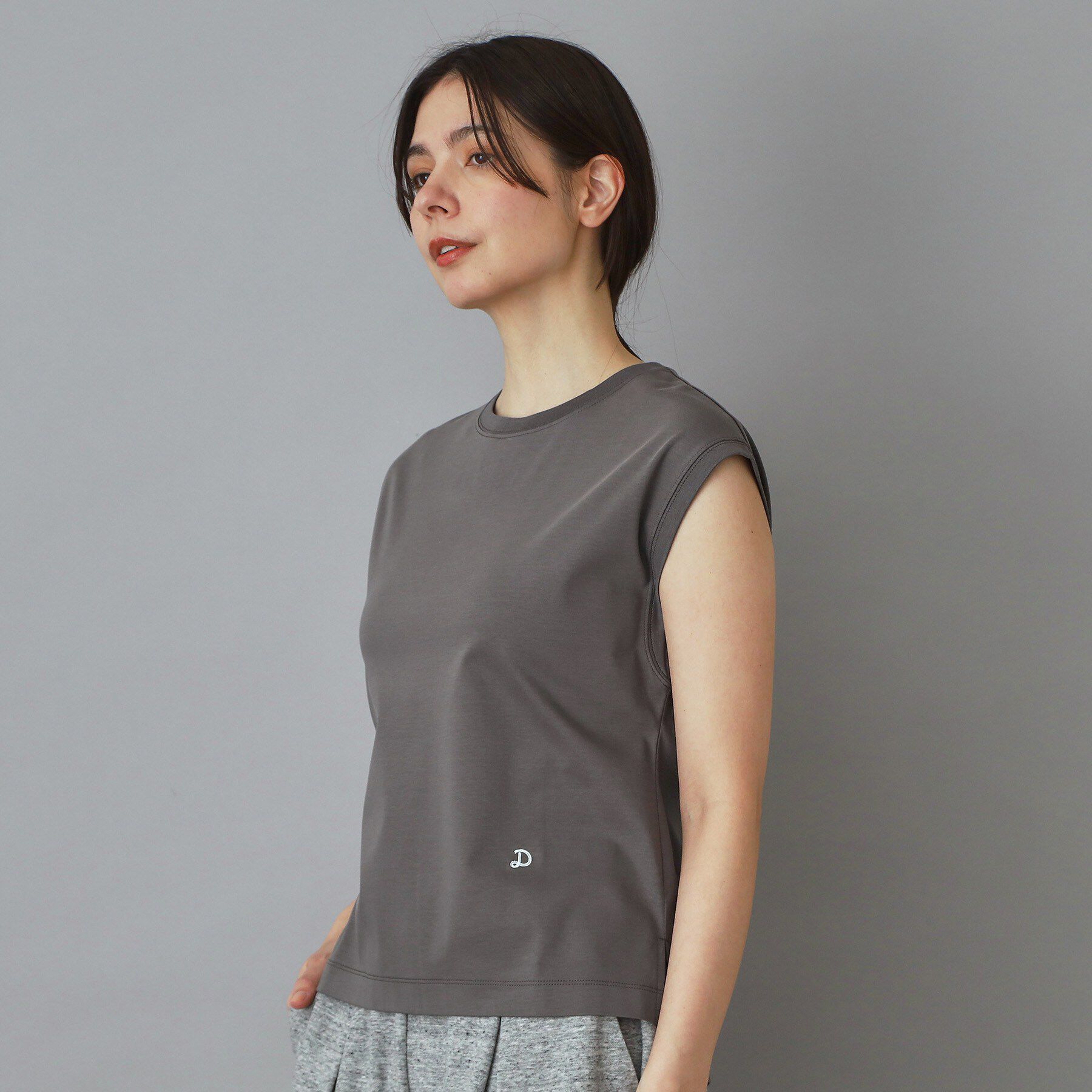 DRESSTERIOR「【接触冷感／抗菌防臭／消臭】アイスクリアコットンフレンチスリーブT」|Tシャツ・カットソー|