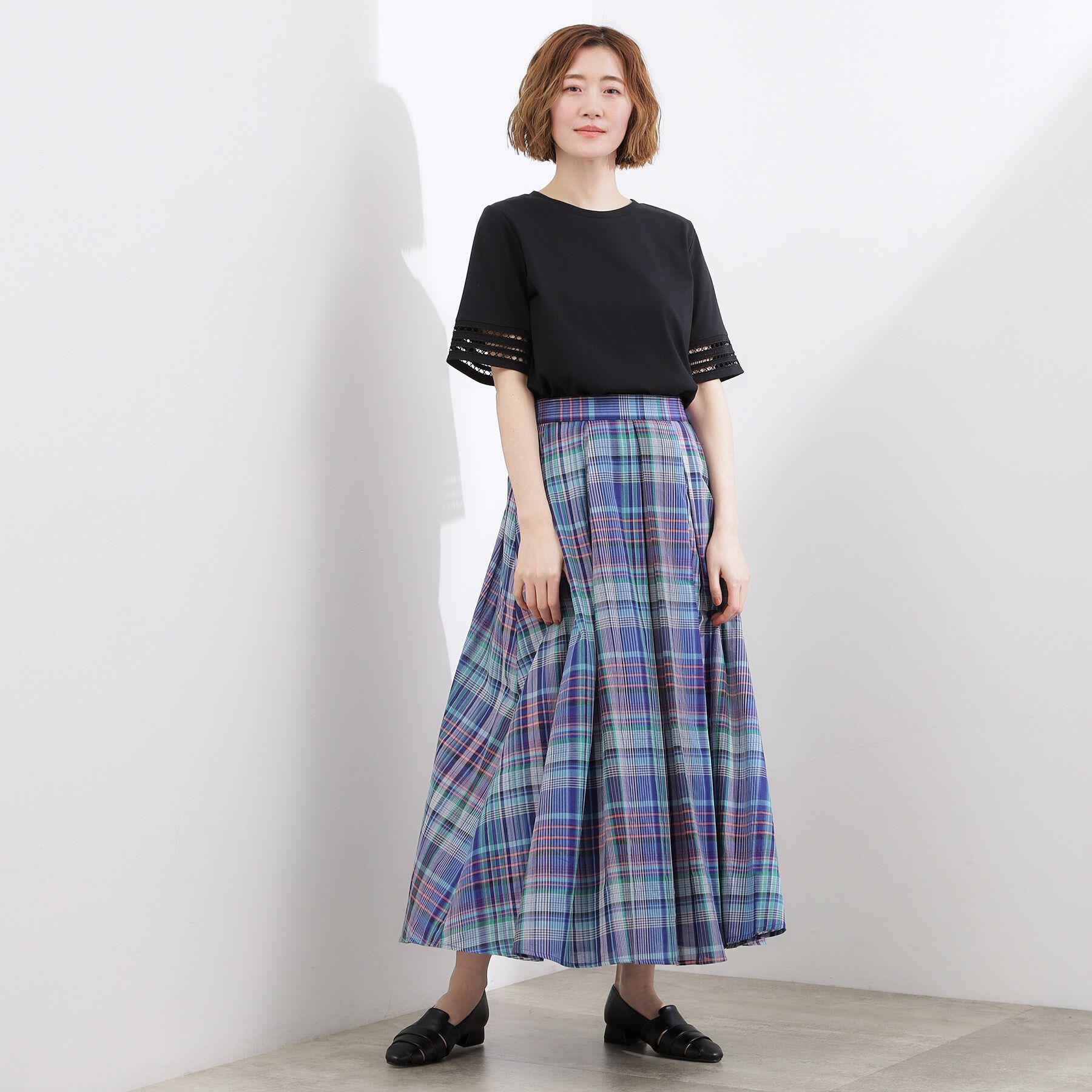 grove「【二の腕カバー/UV・ひんやり】袖口透かし刺繍Tシャツ」|Tシャツ・カットソー|