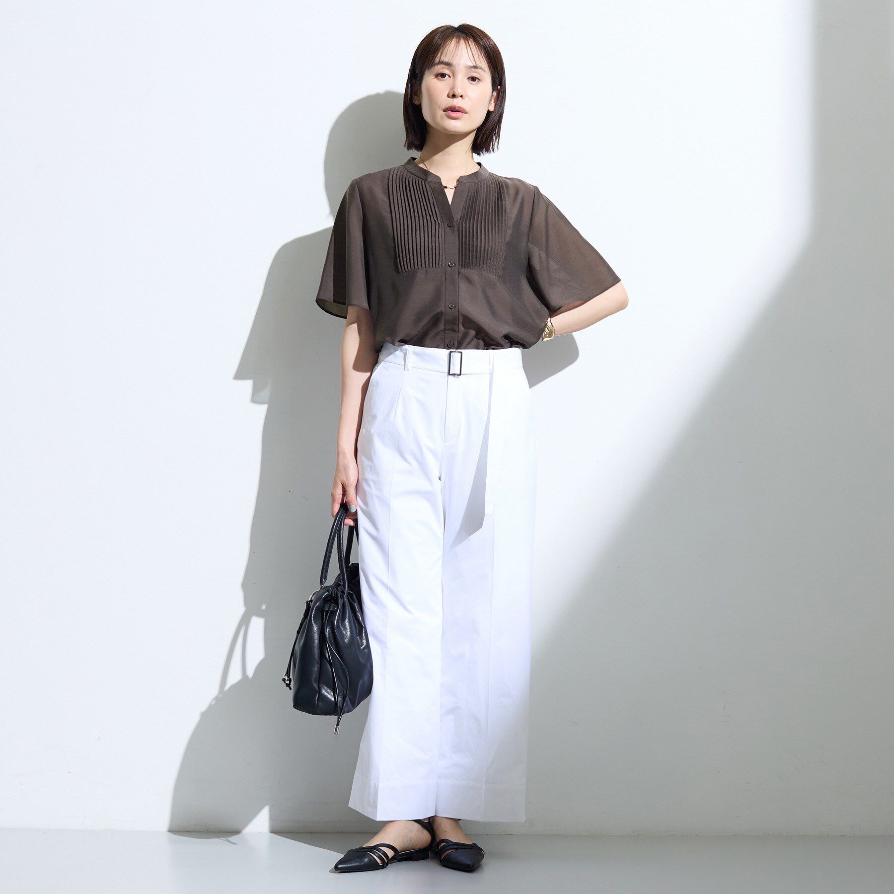 INDIVI「【接触冷感/洗える】シアーシャンブレーピンタックブラウス」|シャツ・ブラウス|