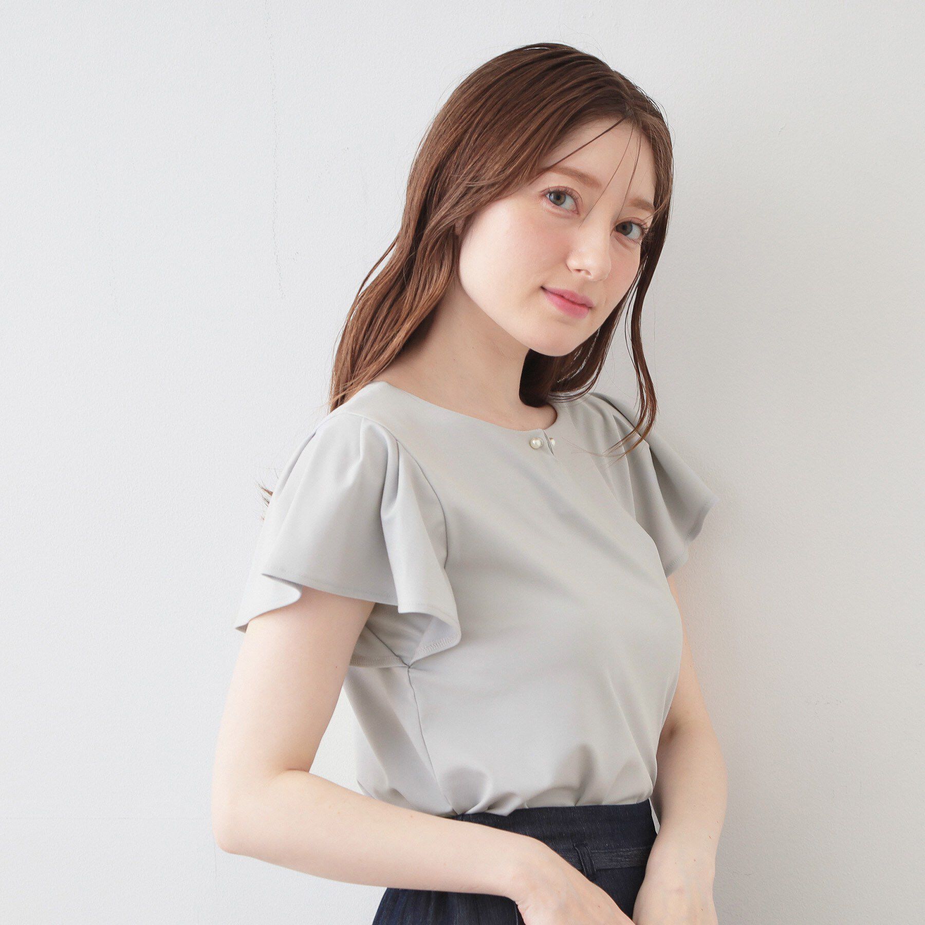 index「【接触冷感】フリルフレンチスリーブトップス《UVケア／洗濯機OK》」|Tシャツ・カットソー|