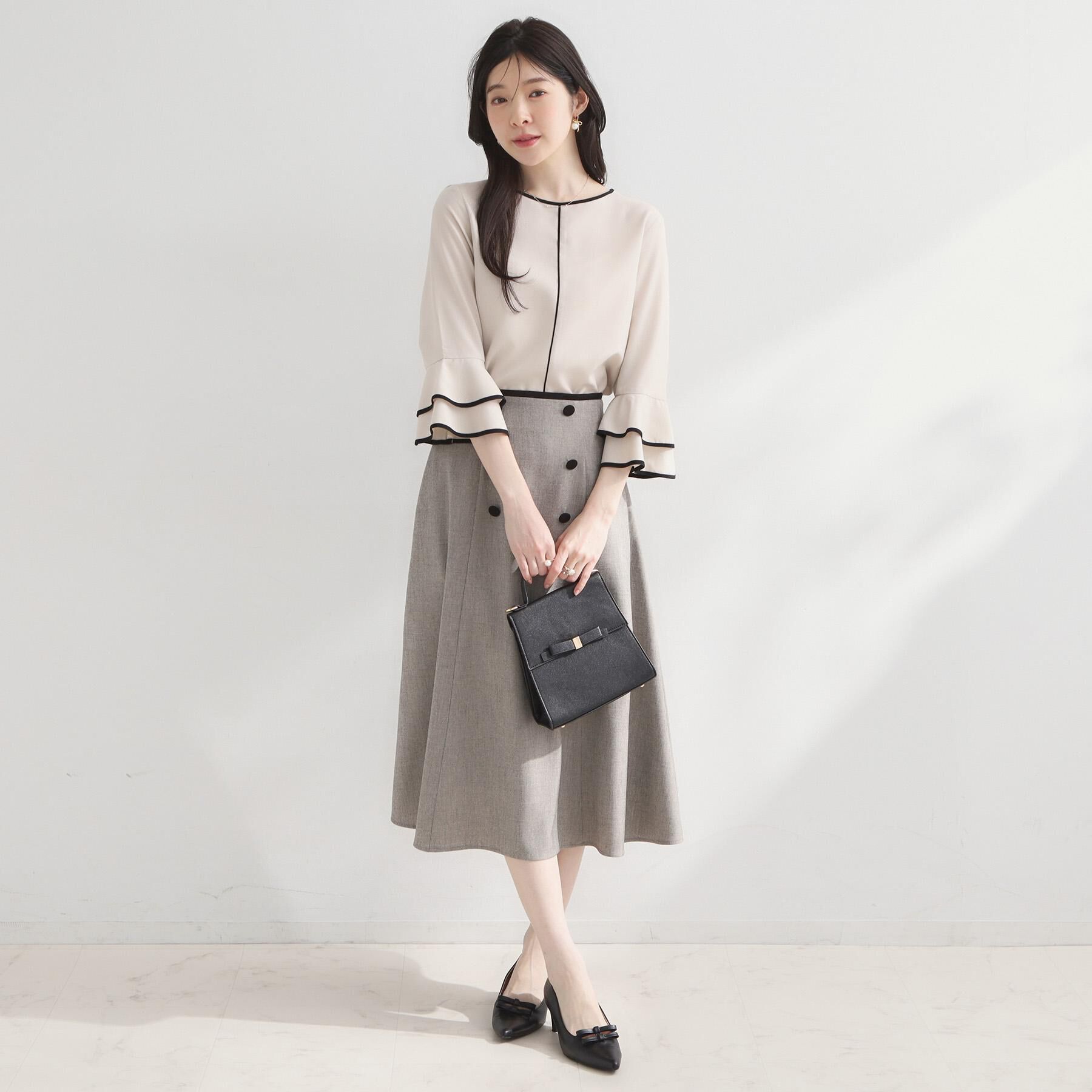Couture broach「【イージーケア・接触冷感・吸水速乾】配色ラッフルブラウス」|シャツ・ブラウス|