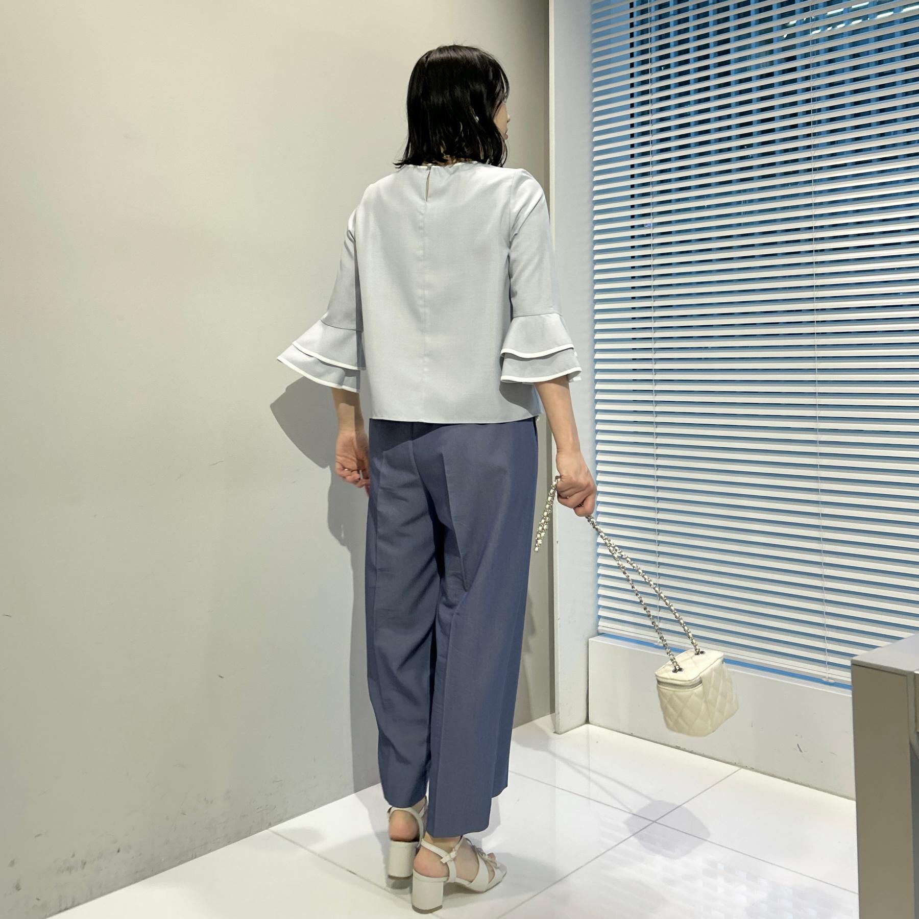 Couture broach「【イージーケア・接触冷感・吸水速乾】配色ラッフルブラウス」|シャツ・ブラウス|