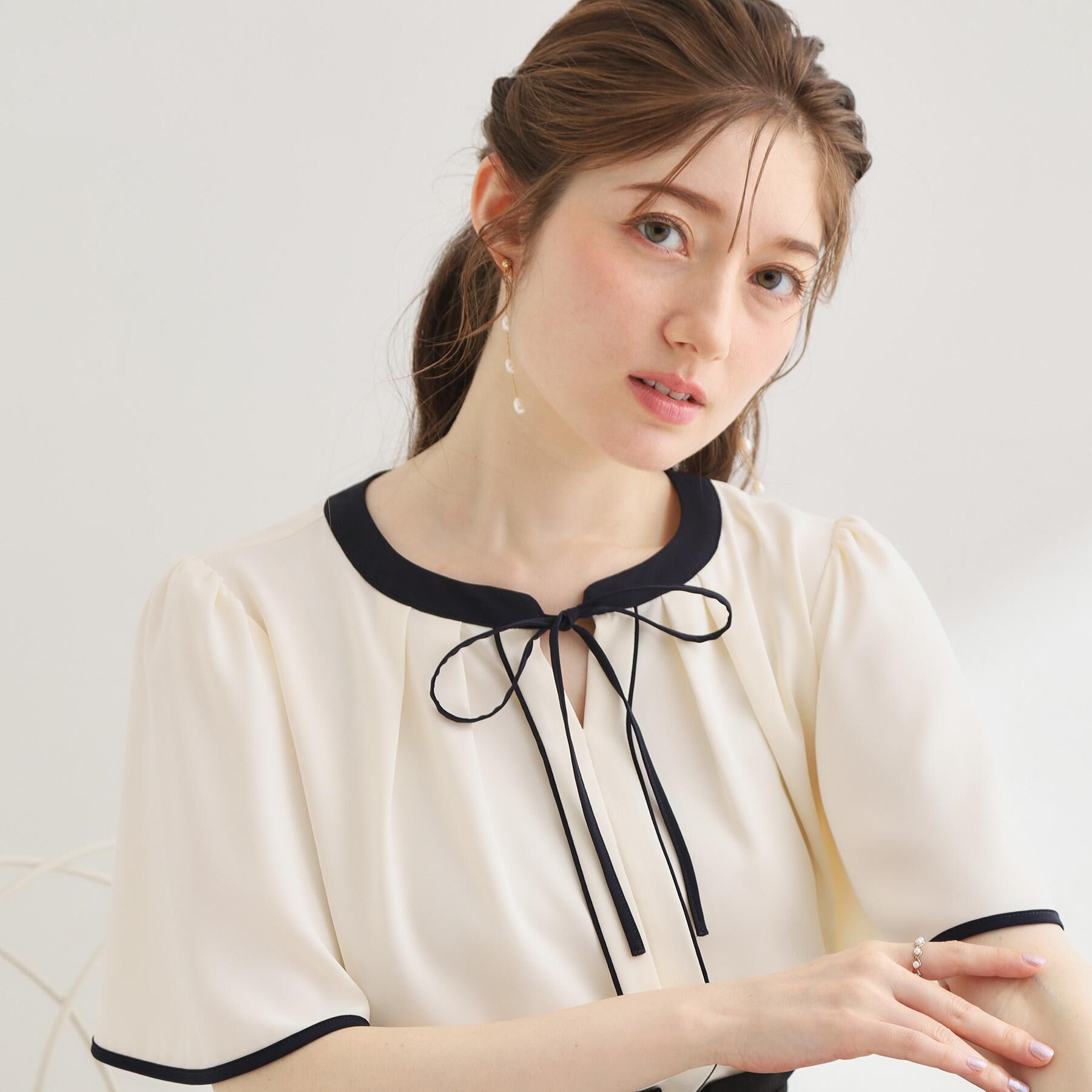 Couture broach「【洗濯機可】配色パイピング ブラウス」|シャツ・ブラウス|